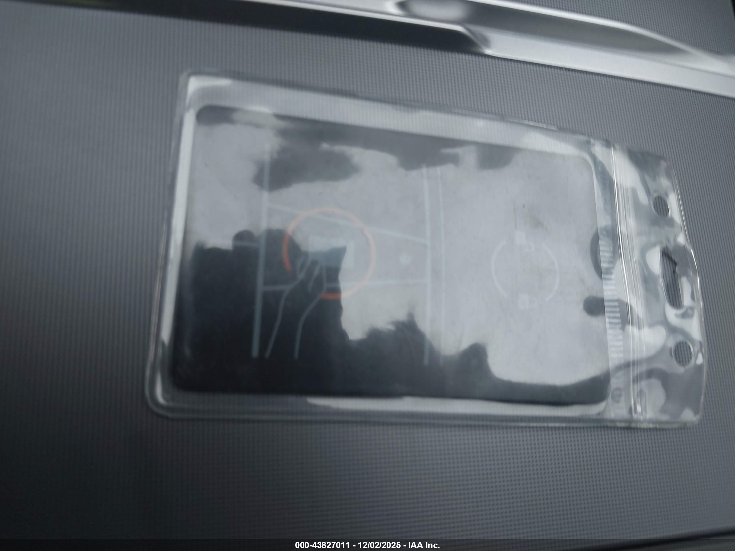 TESLA MODEL image 11