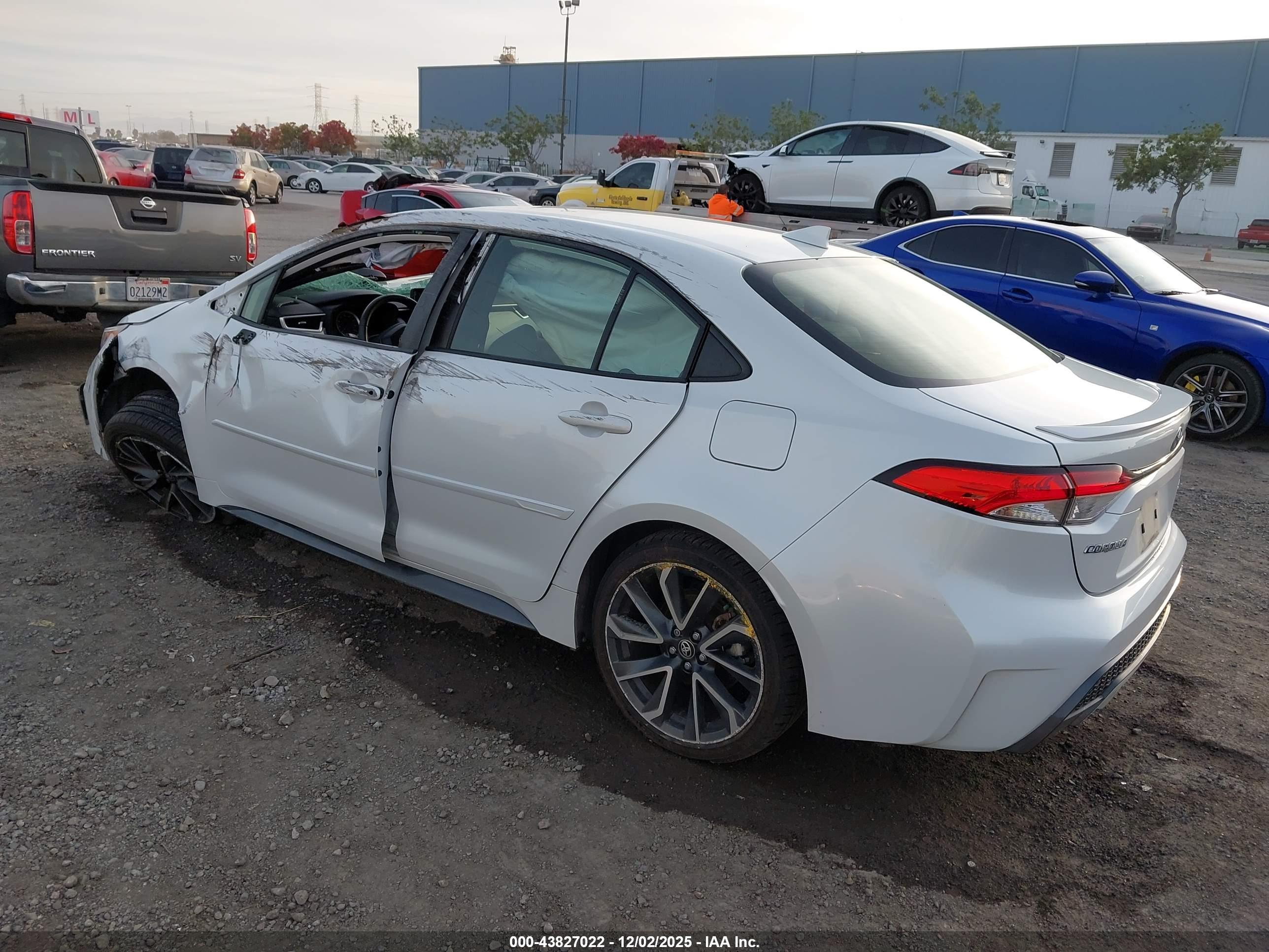 TOYOTA COROLLA image 3