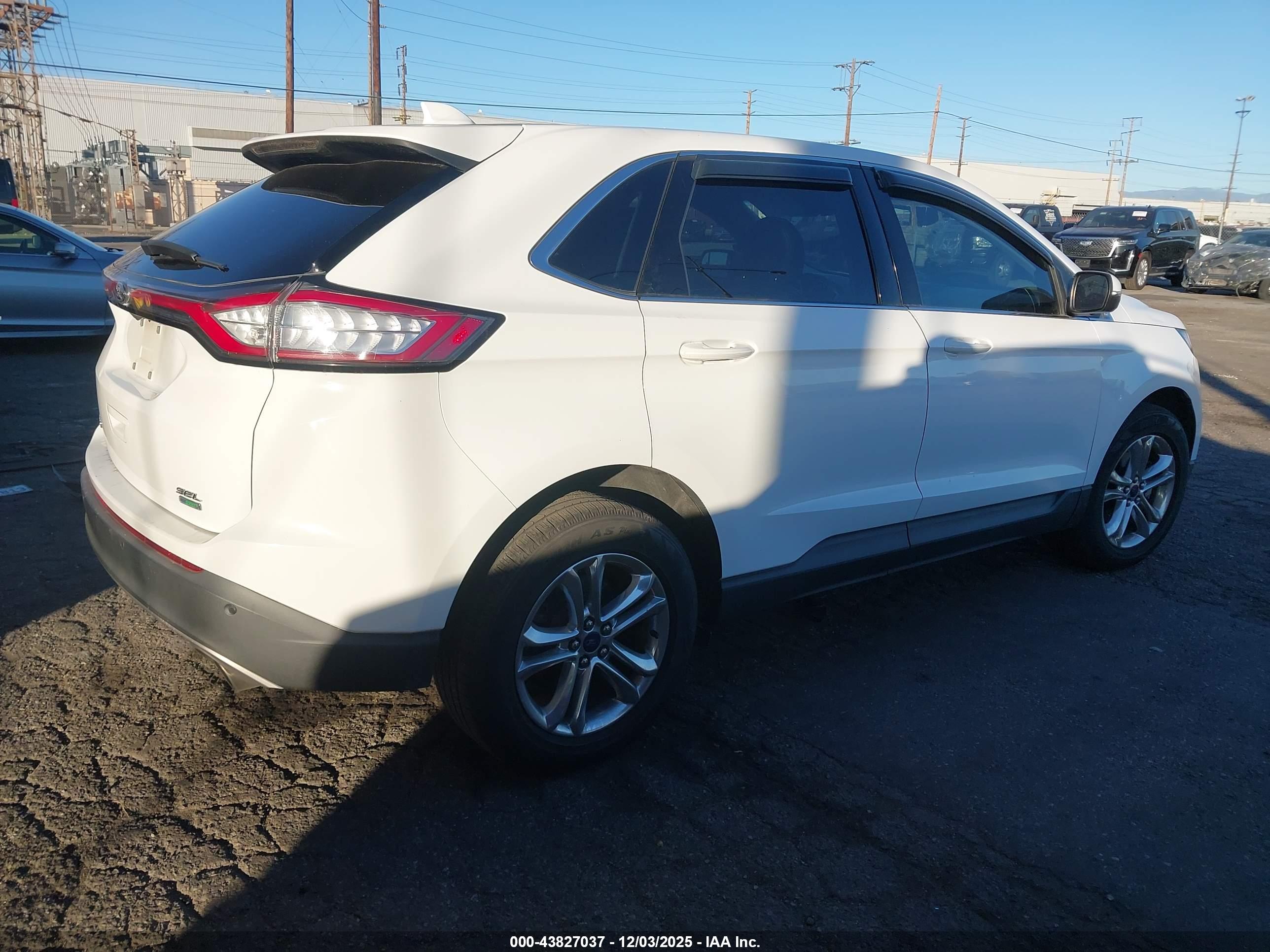 FORD EDGE image 4