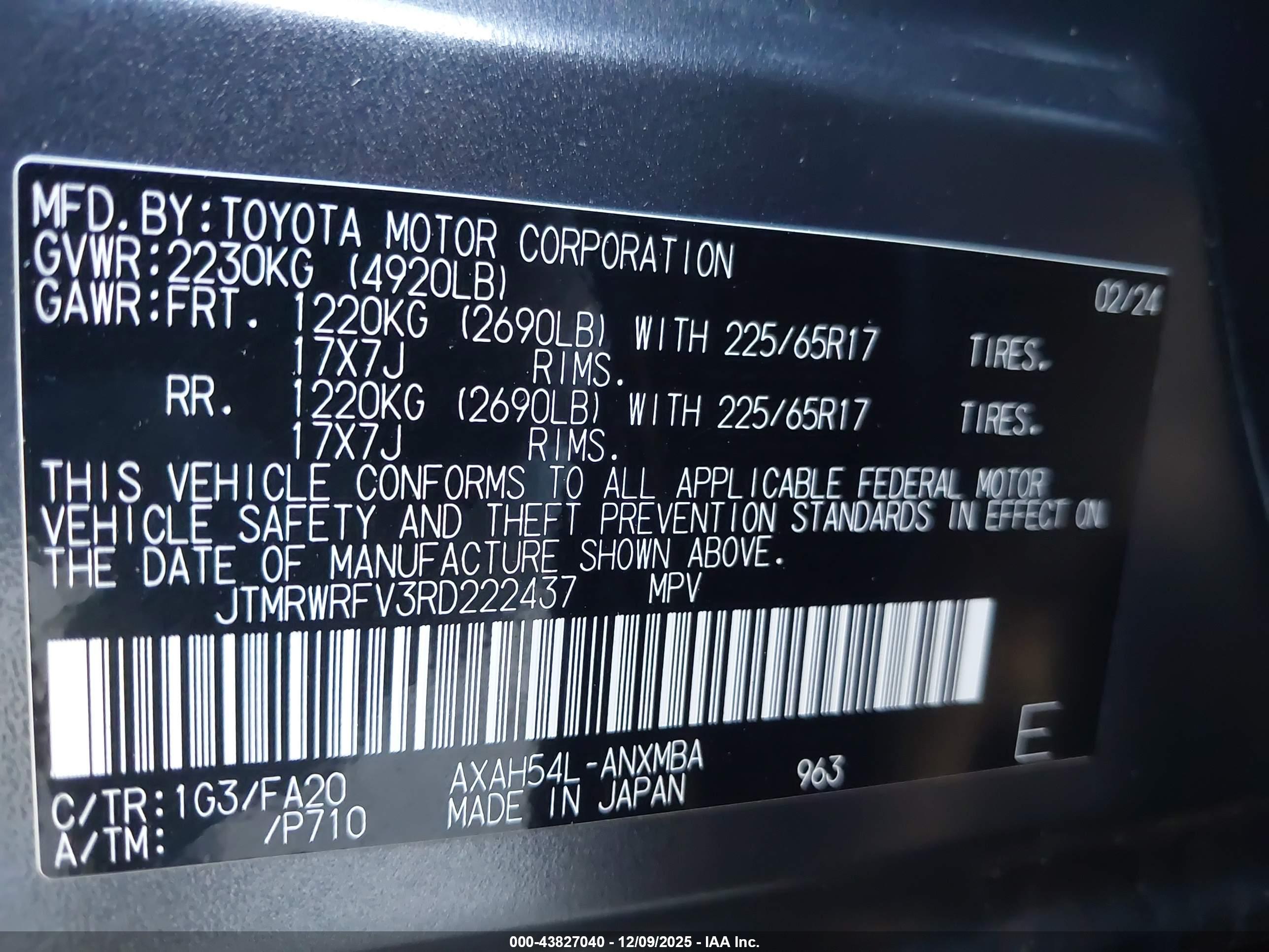 TOYOTA RAV4 image 9