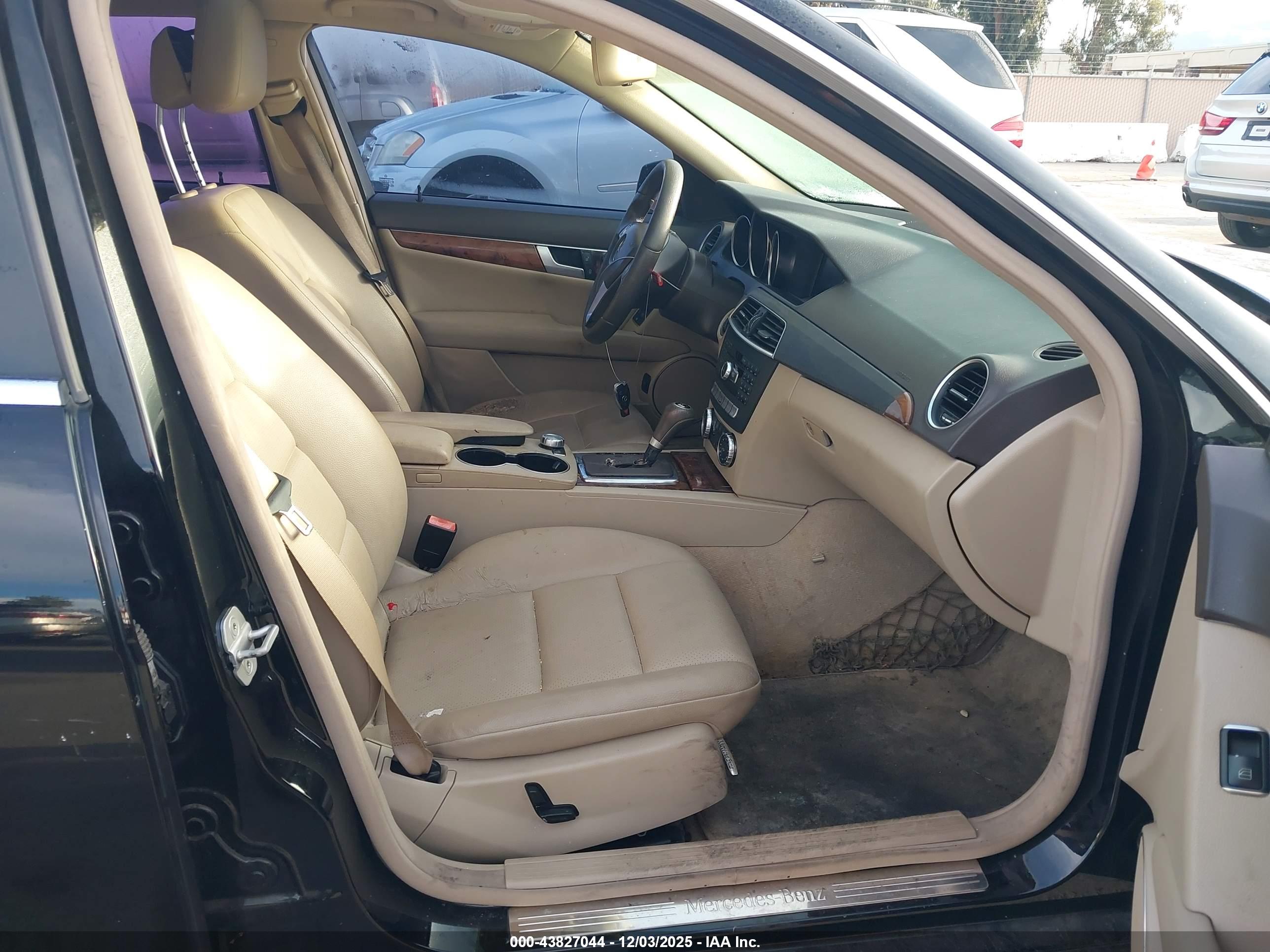 MERCEDES-BENZ C image 5