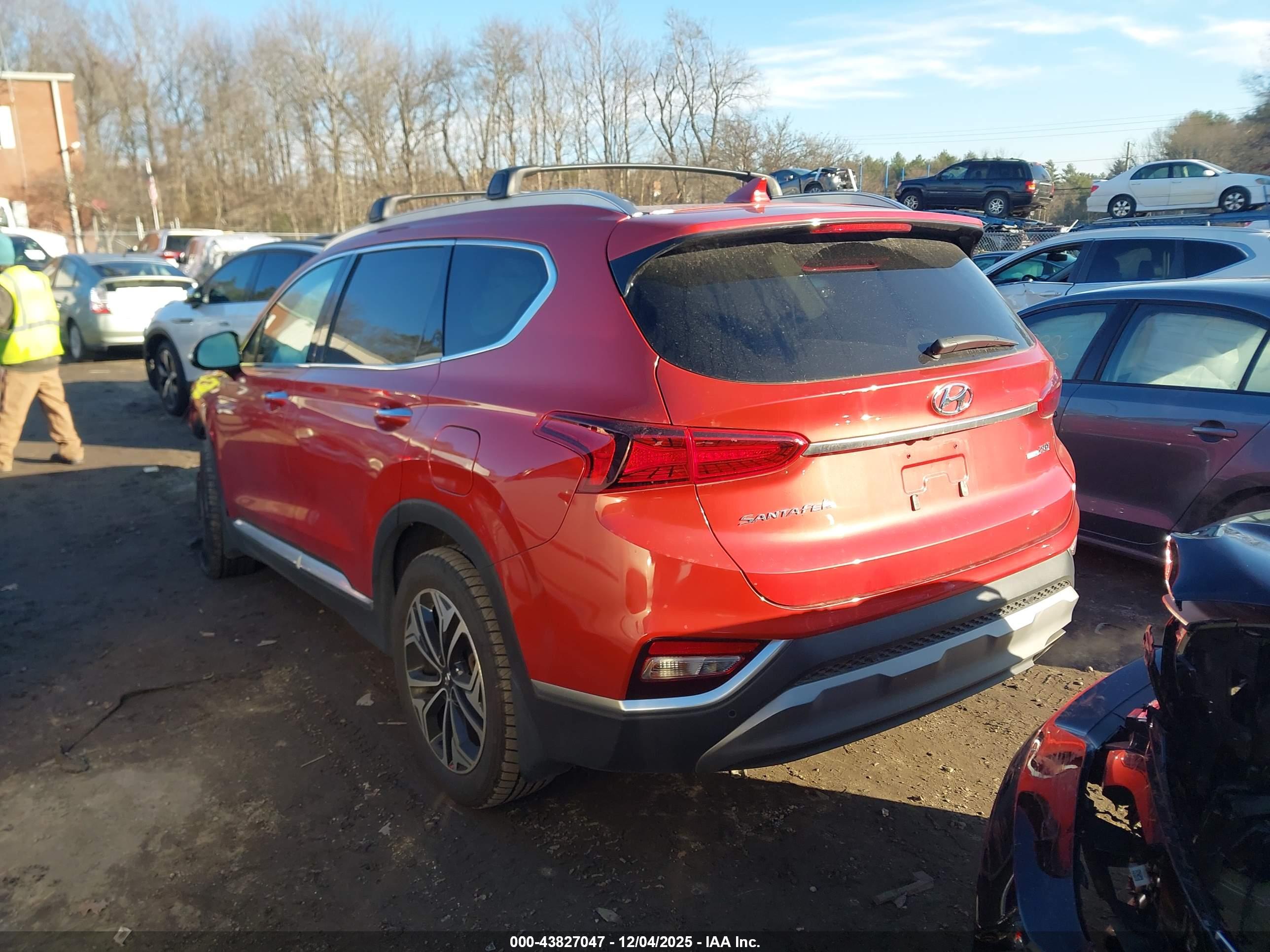 HYUNDAI SANTA image 3