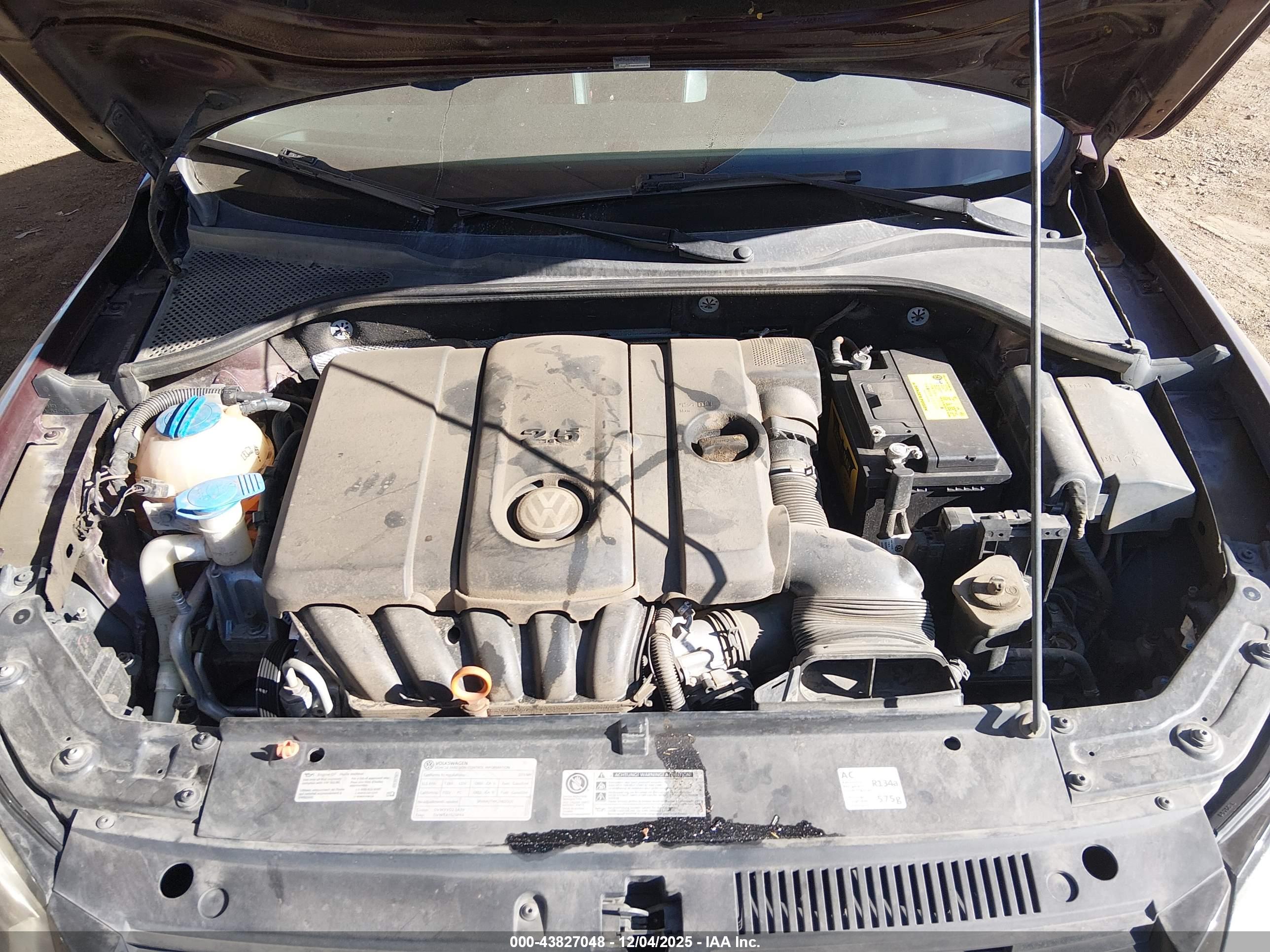 VOLKSWAGEN PASSAT image 10