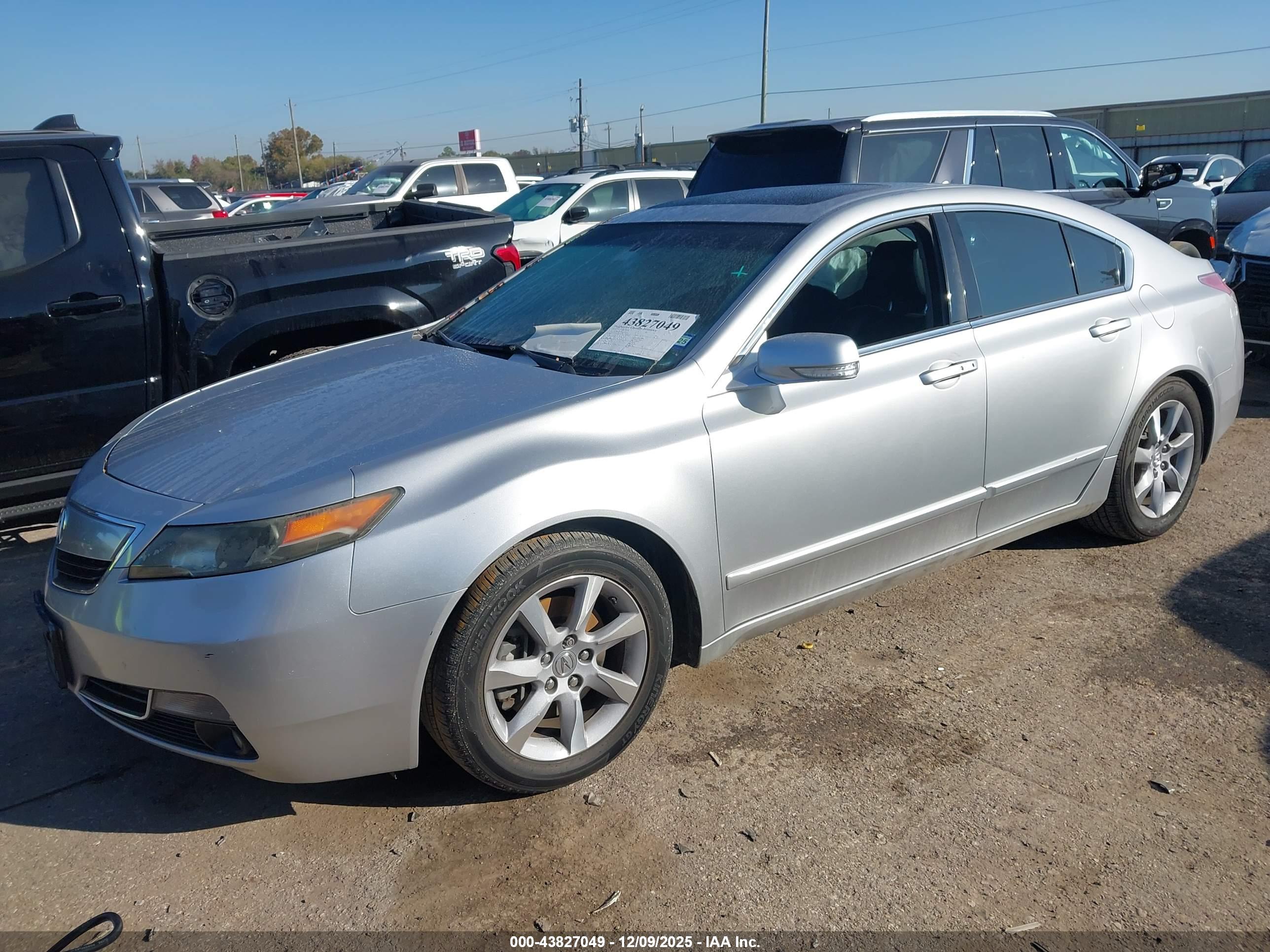 ACURA TL image 2