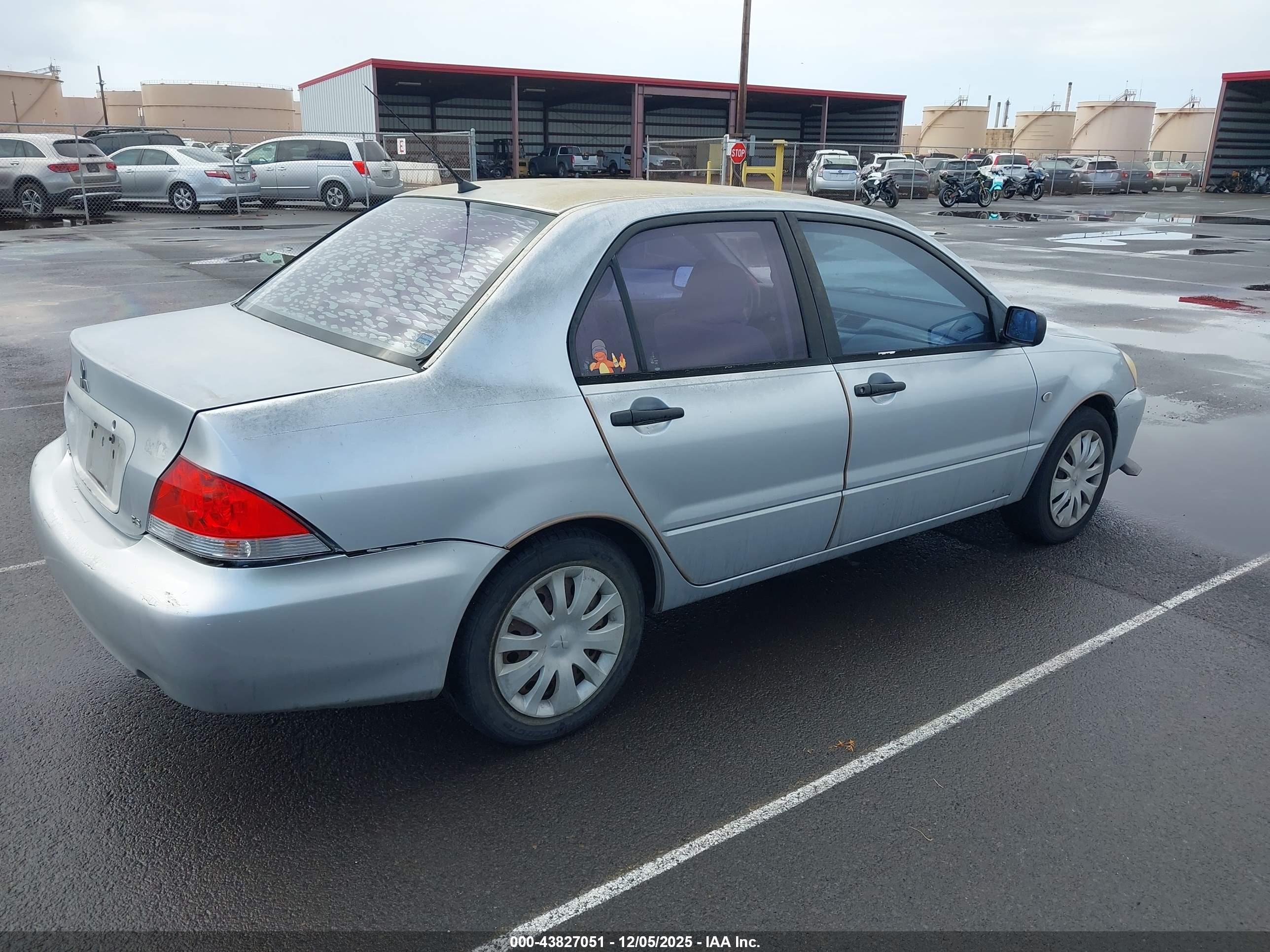 MITSUBISHI LANCER image 4