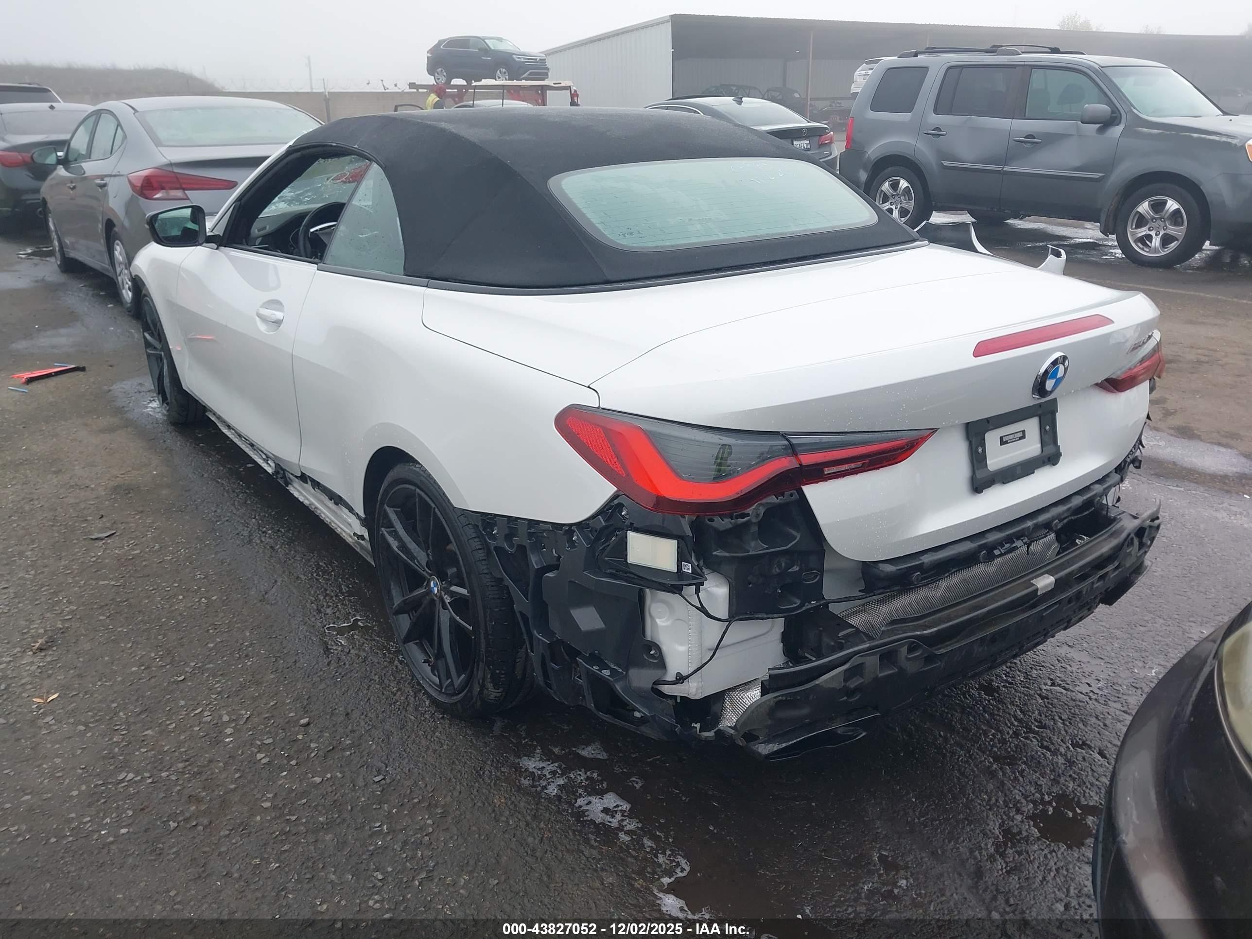 BMW M440I image 3