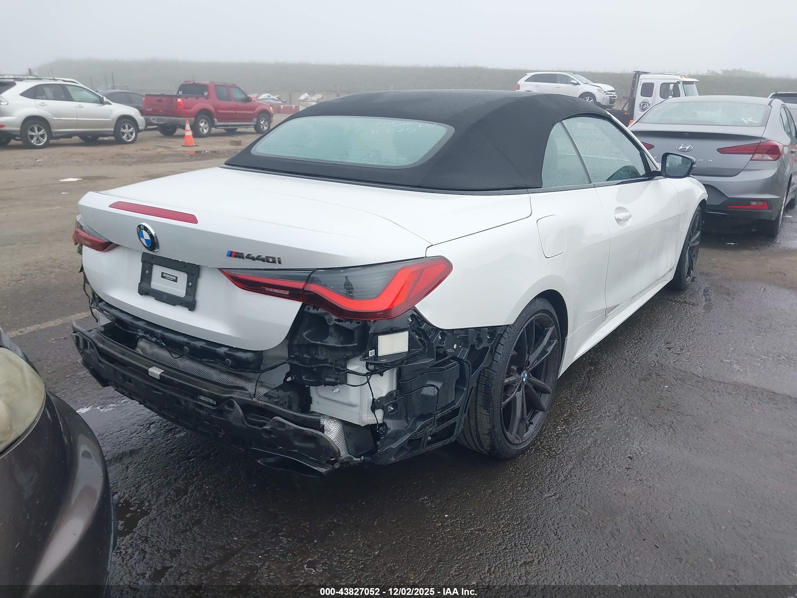 BMW M440I image 4