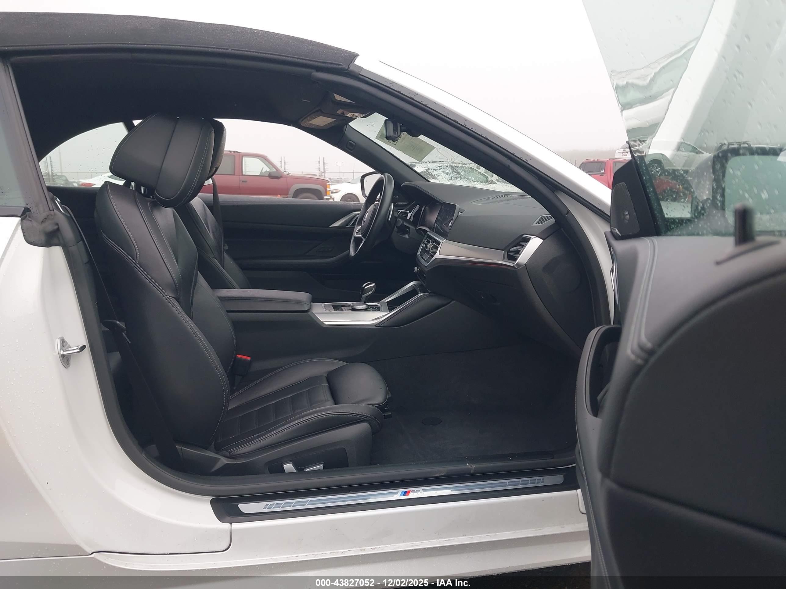 BMW M440I image 5