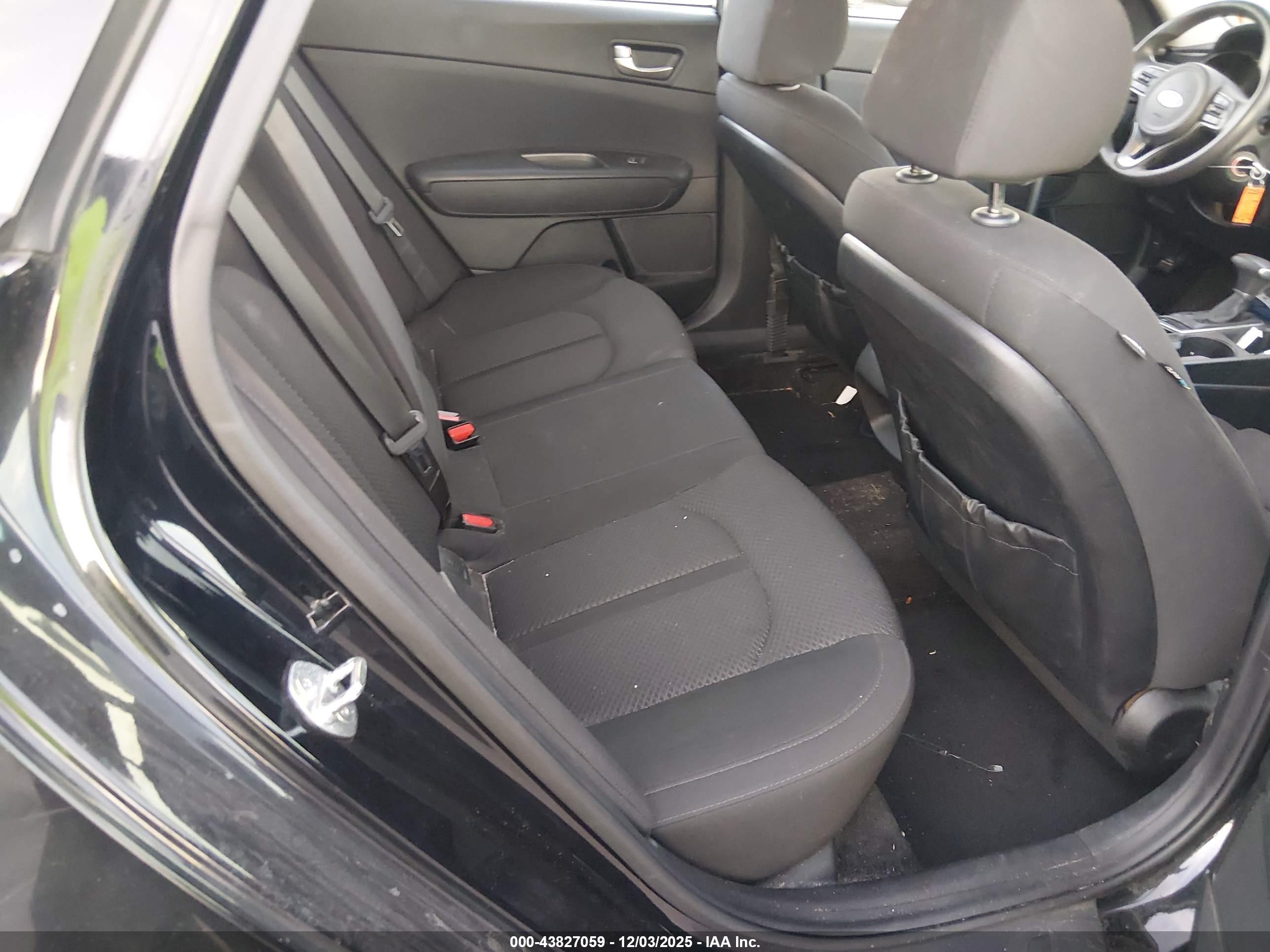 KIA OPTIMA image 8