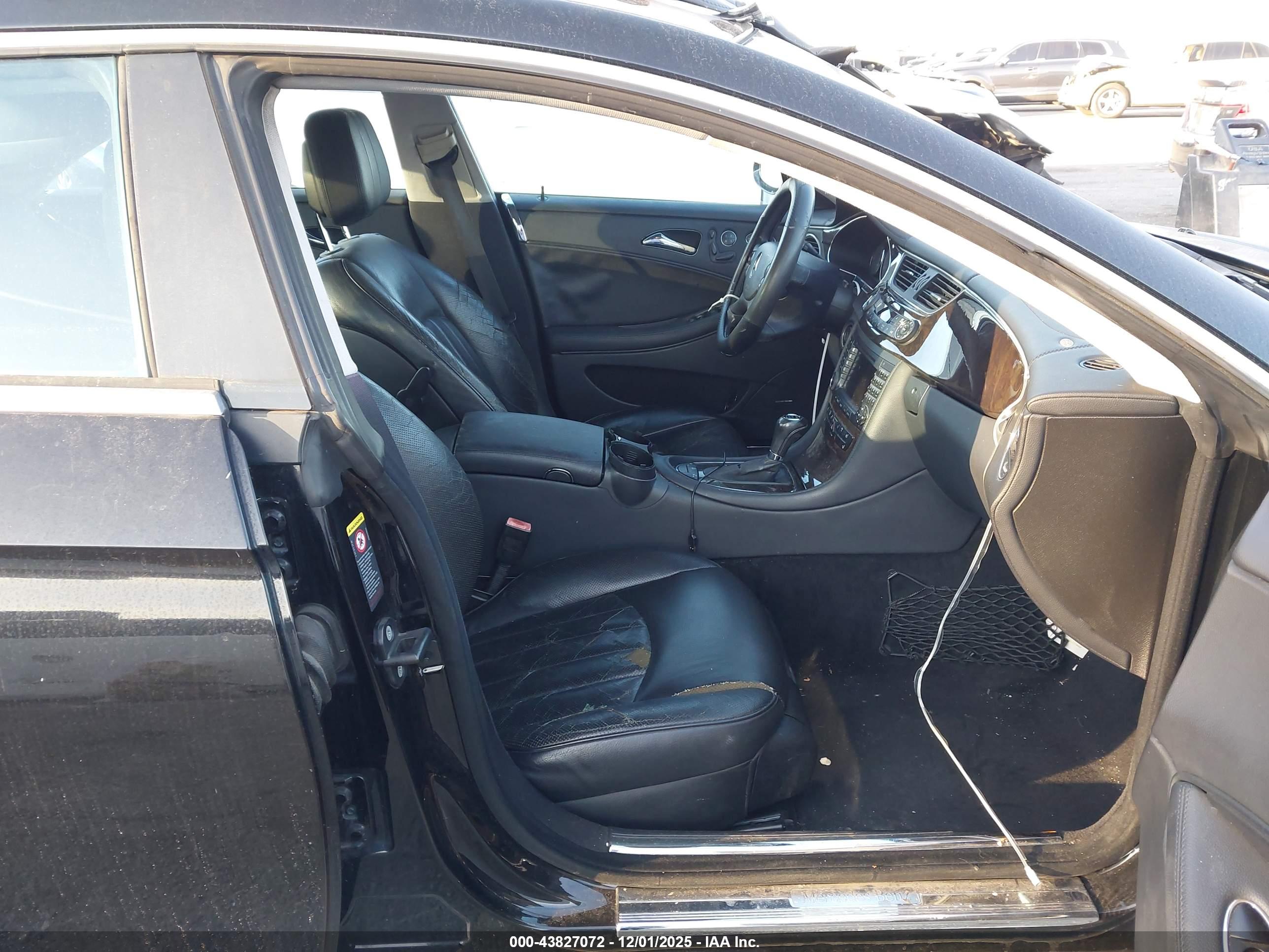 MERCEDES-BENZ CLS image 5