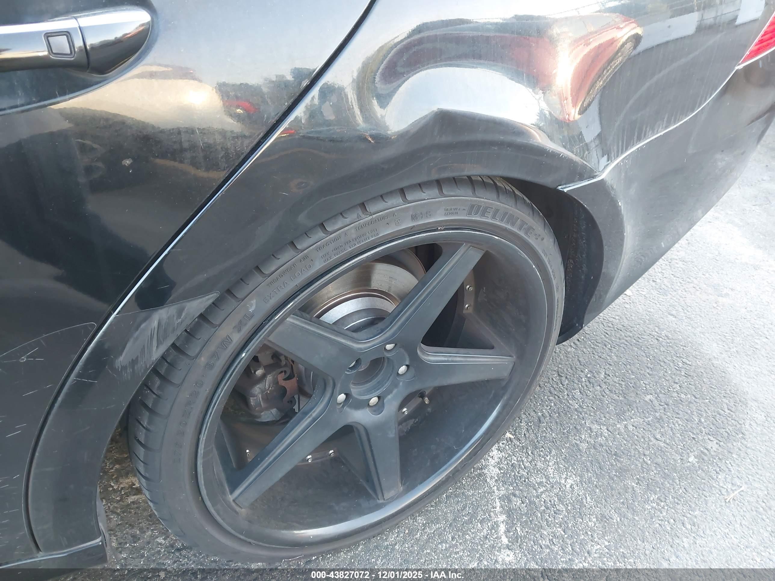 MERCEDES-BENZ CLS image 6