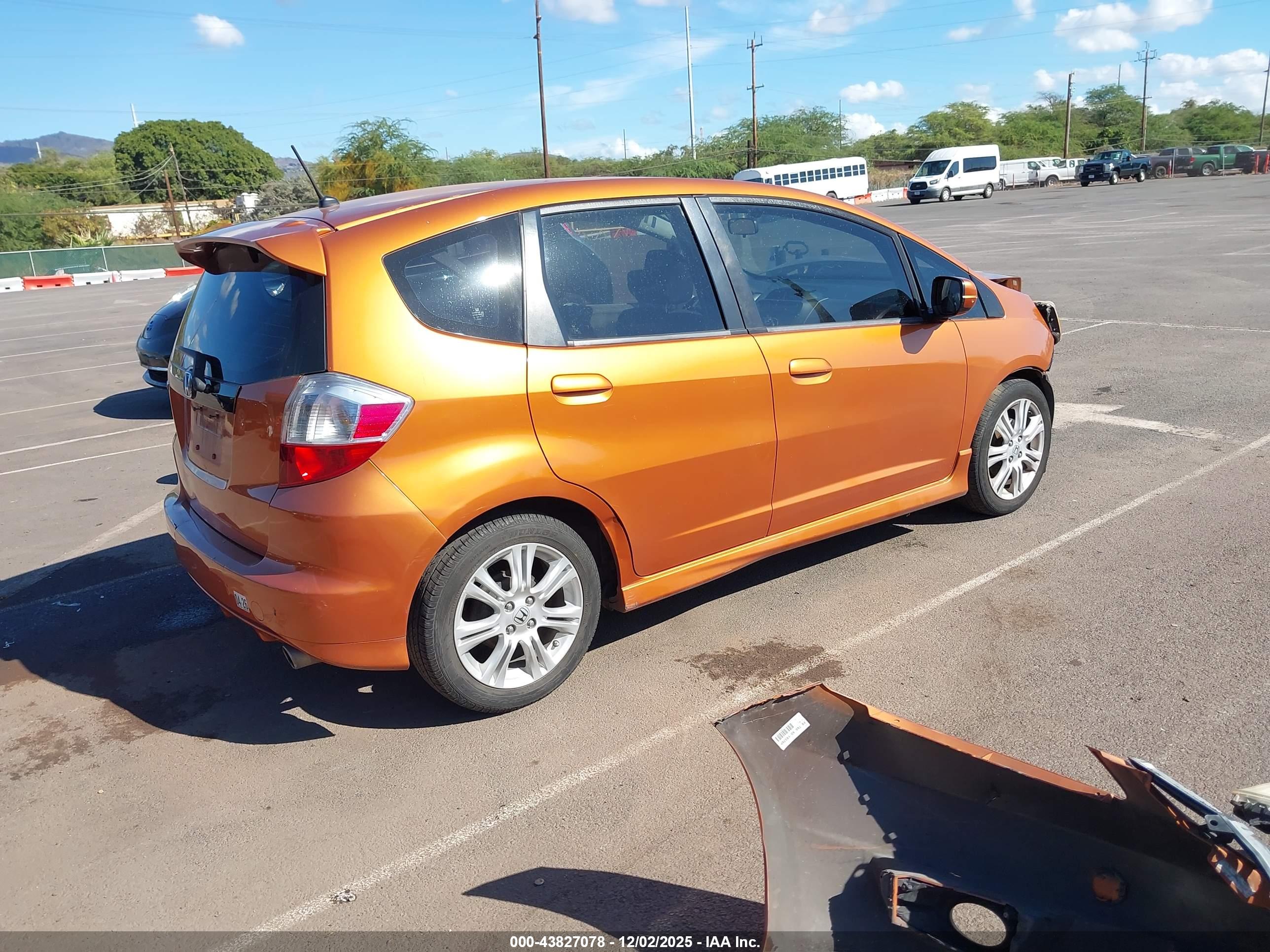 HONDA FIT image 4