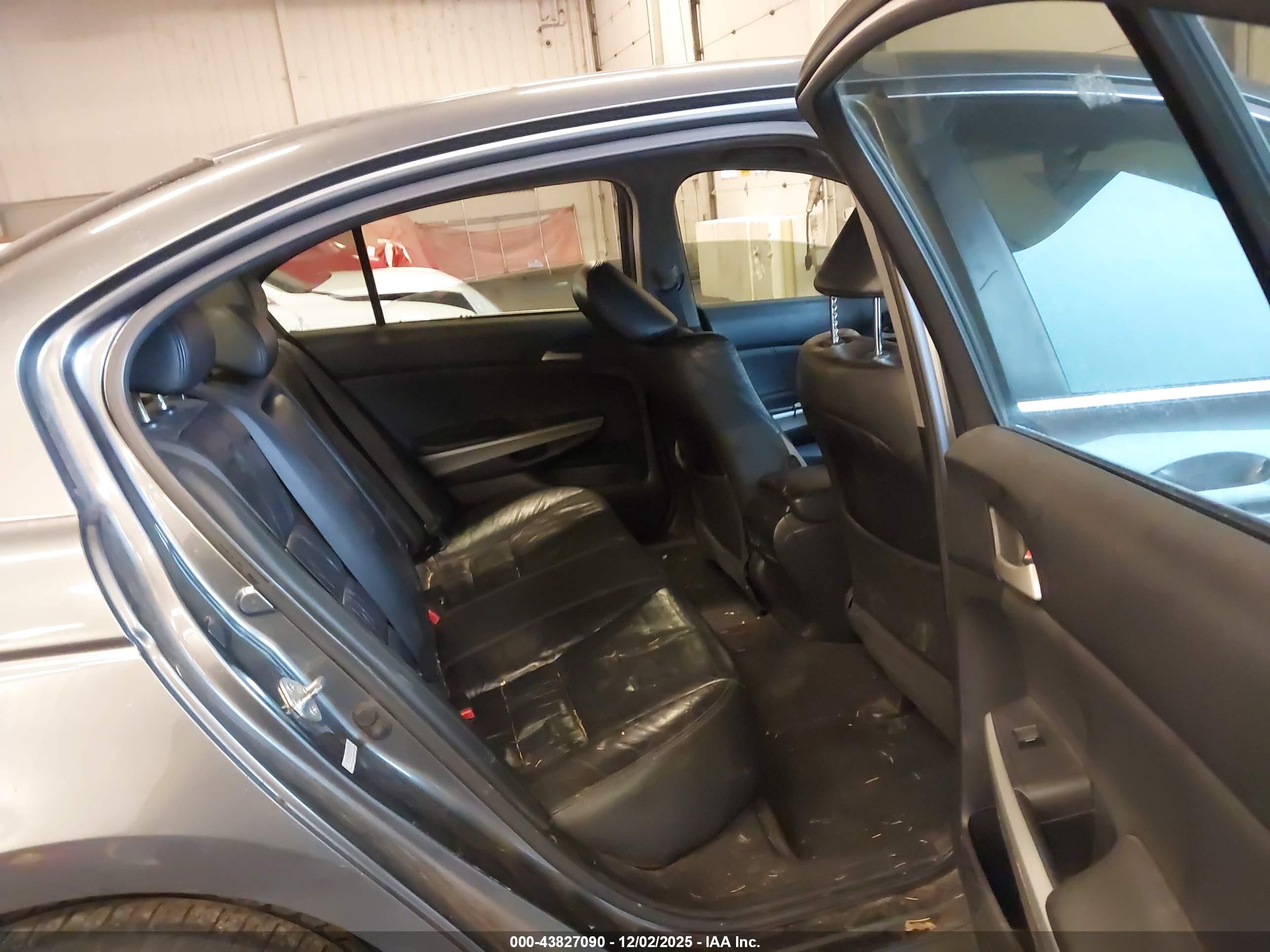 HONDA ACCORD image 8