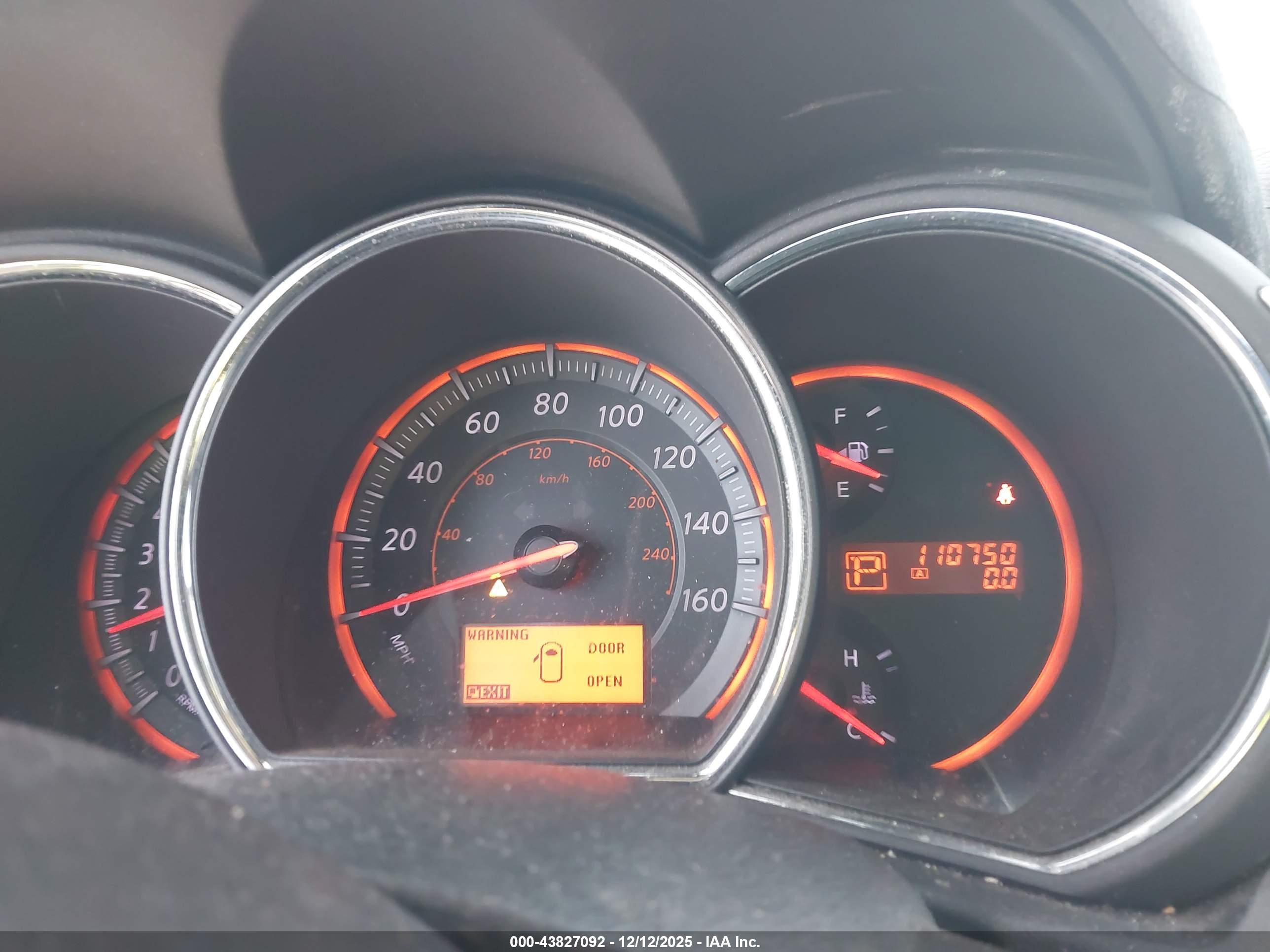 NISSAN MURANO image 7