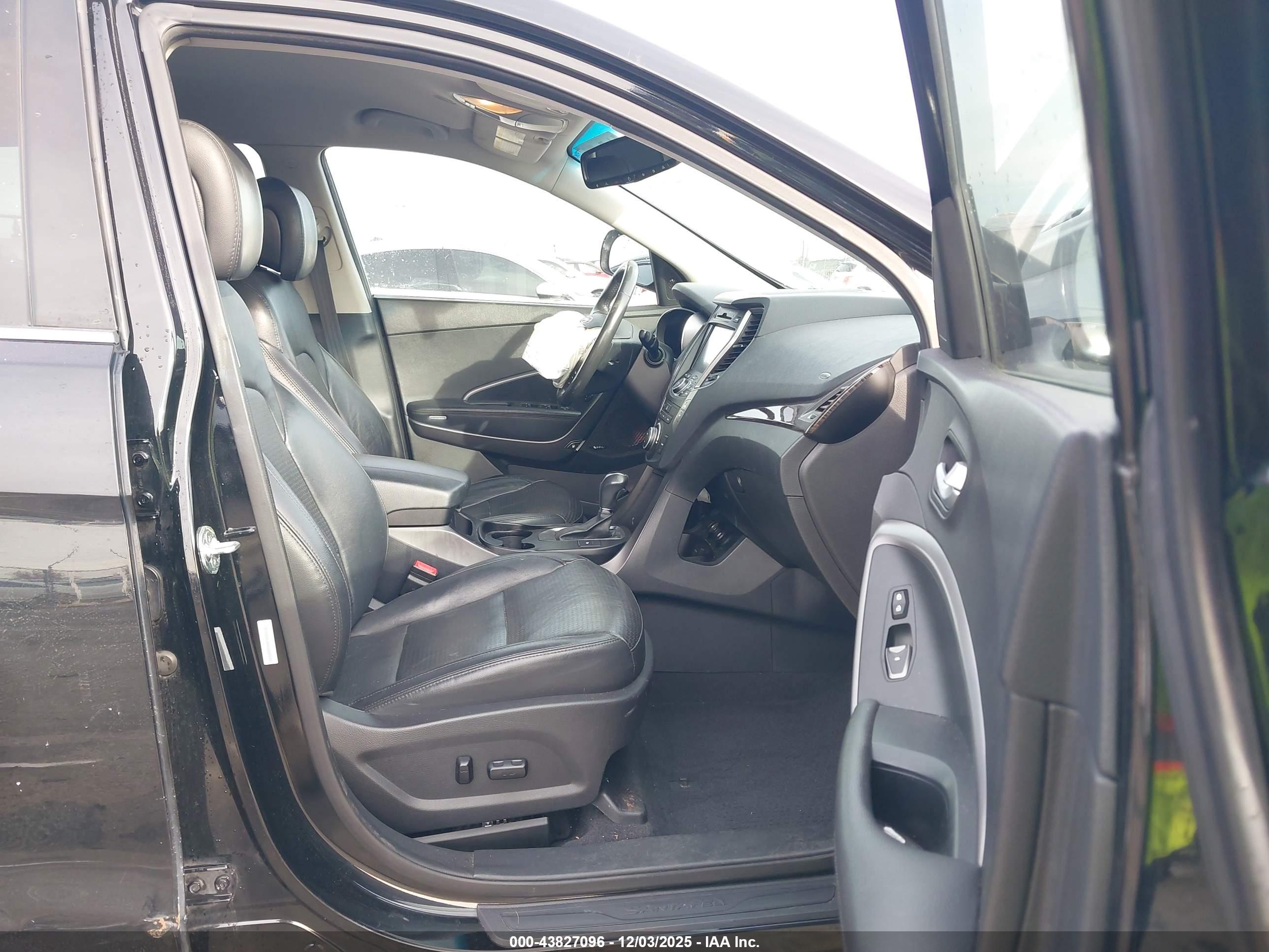 HYUNDAI SANTA image 5