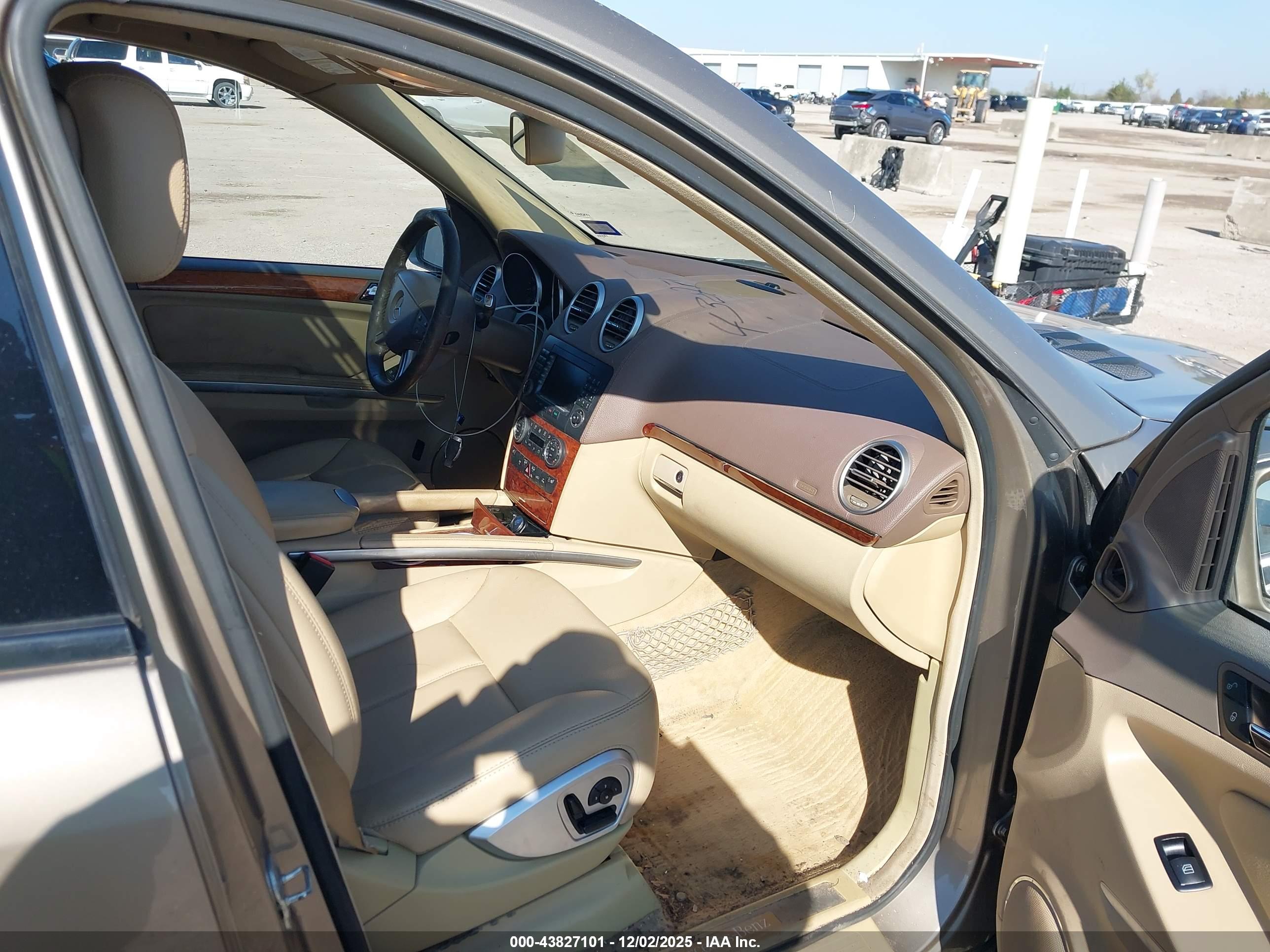 MERCEDES-BENZ GL image 5