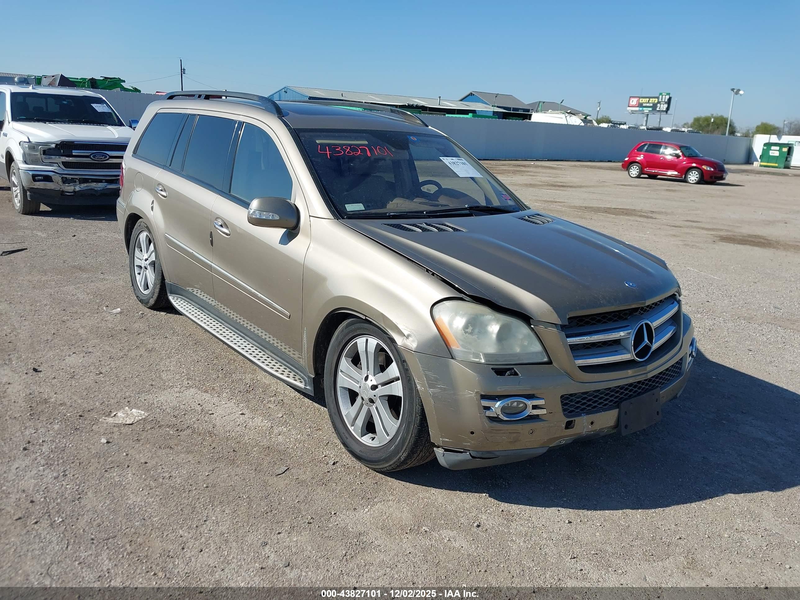 MERCEDES-BENZ GL image 6