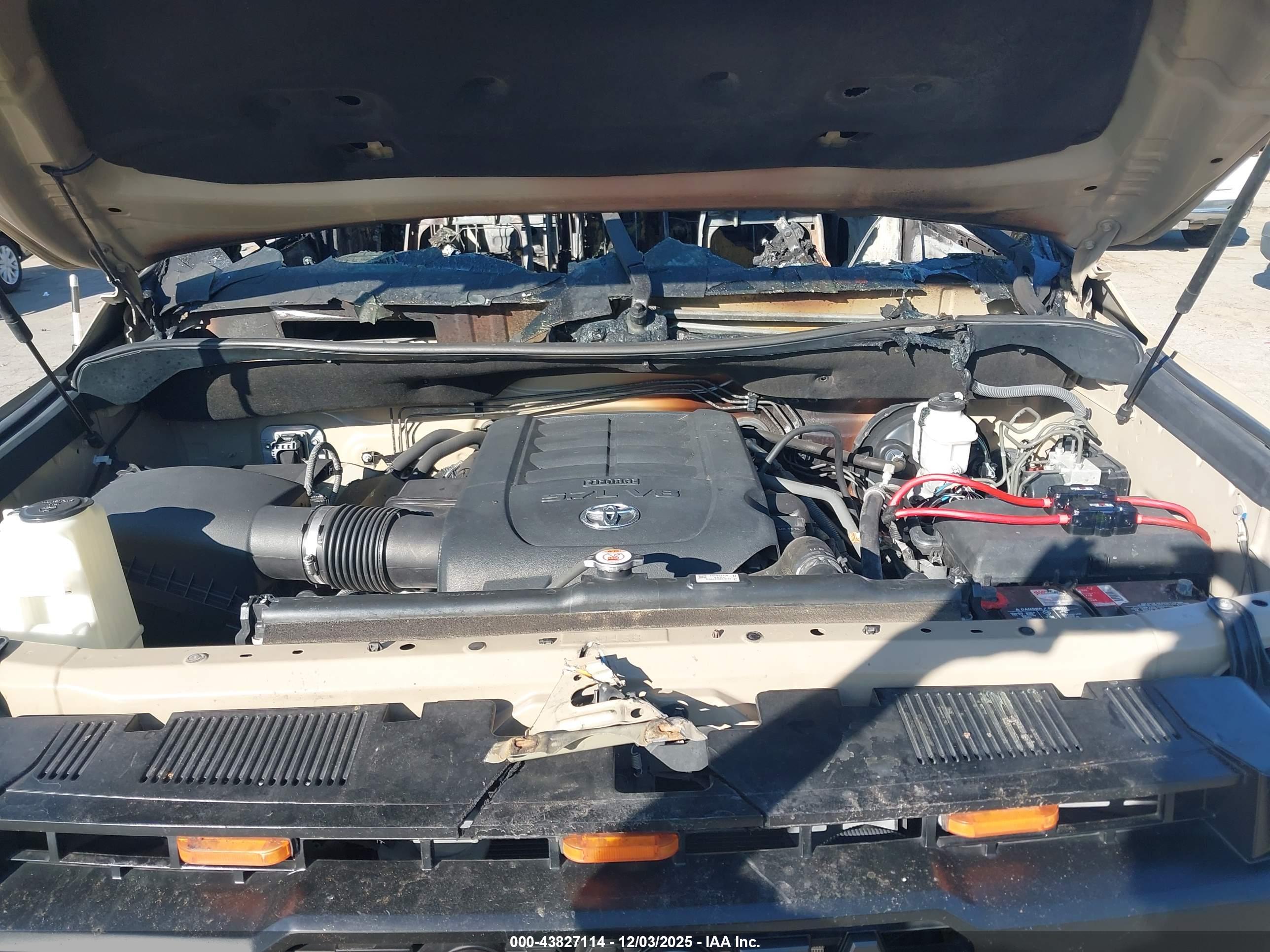 TOYOTA TUNDRA image 10