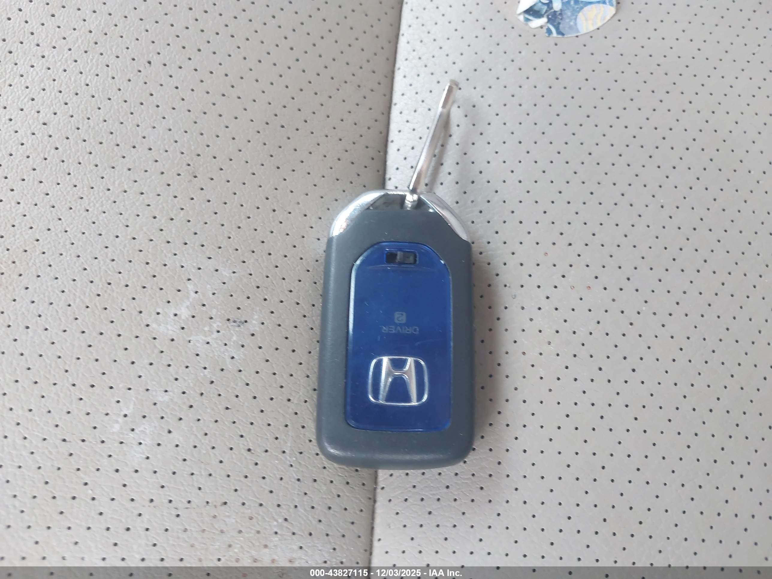 HONDA ACCORD image 11