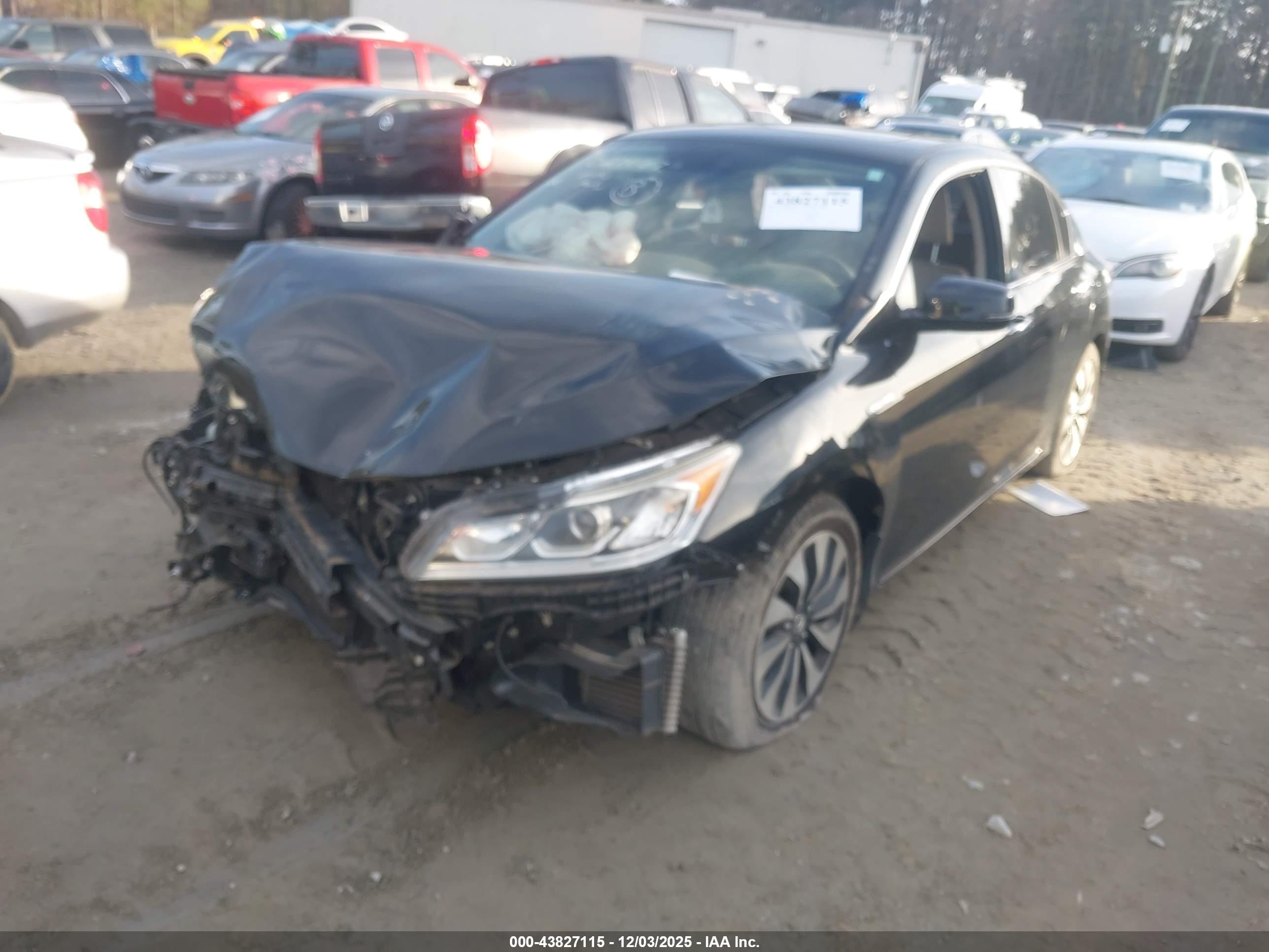 HONDA ACCORD image 2