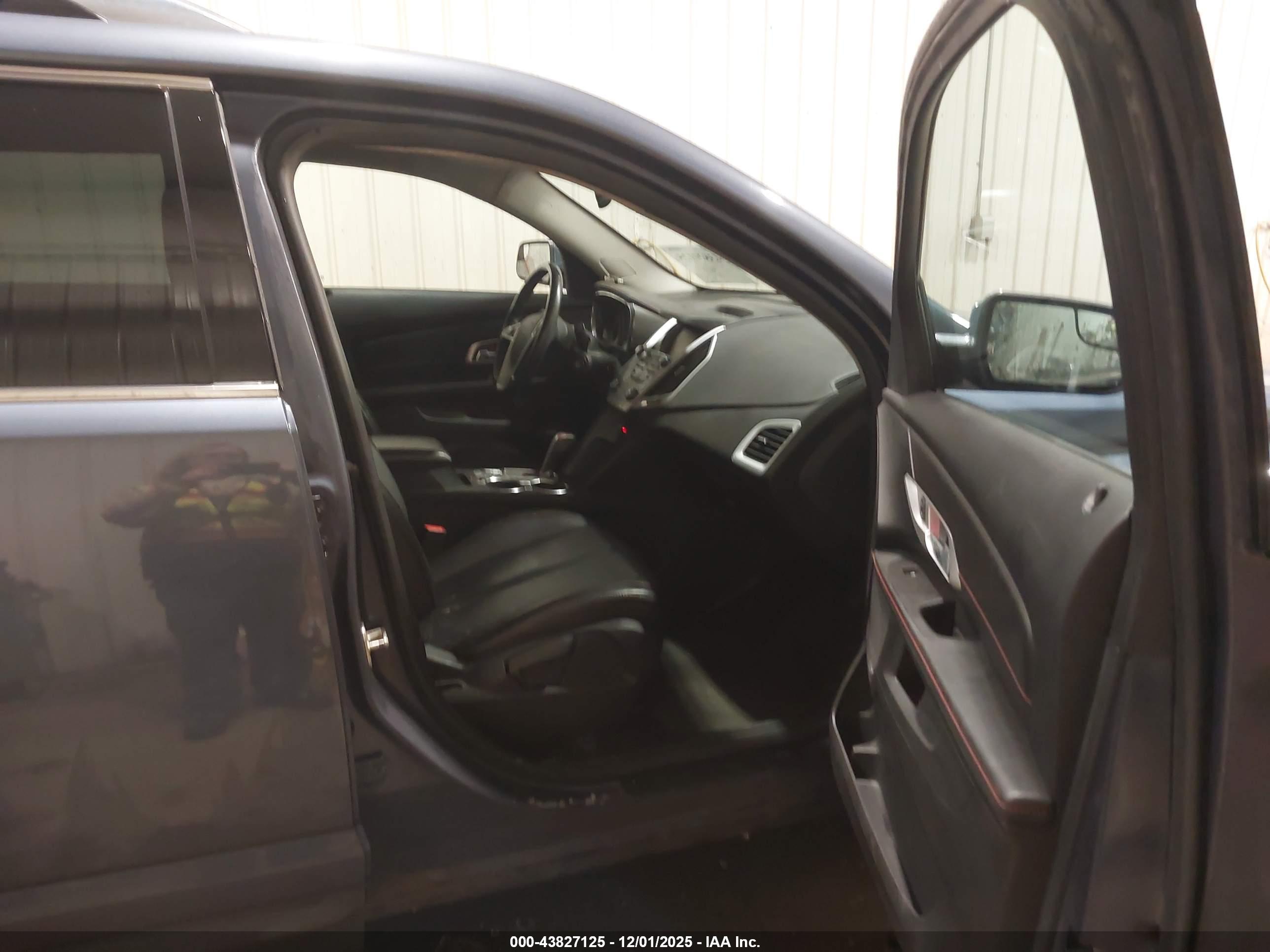 GMC TERRAIN image 5