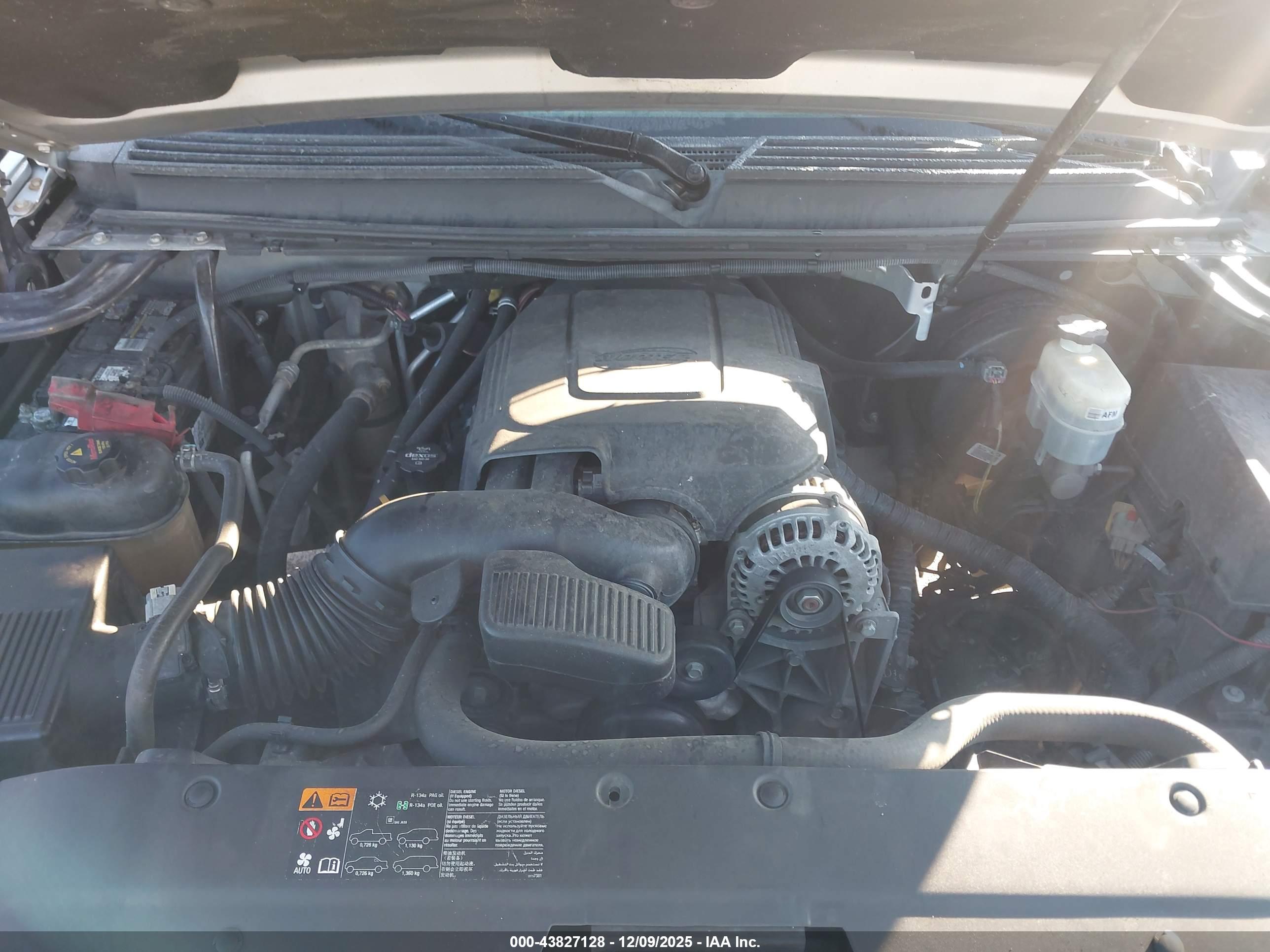 GMC YUKON image 10