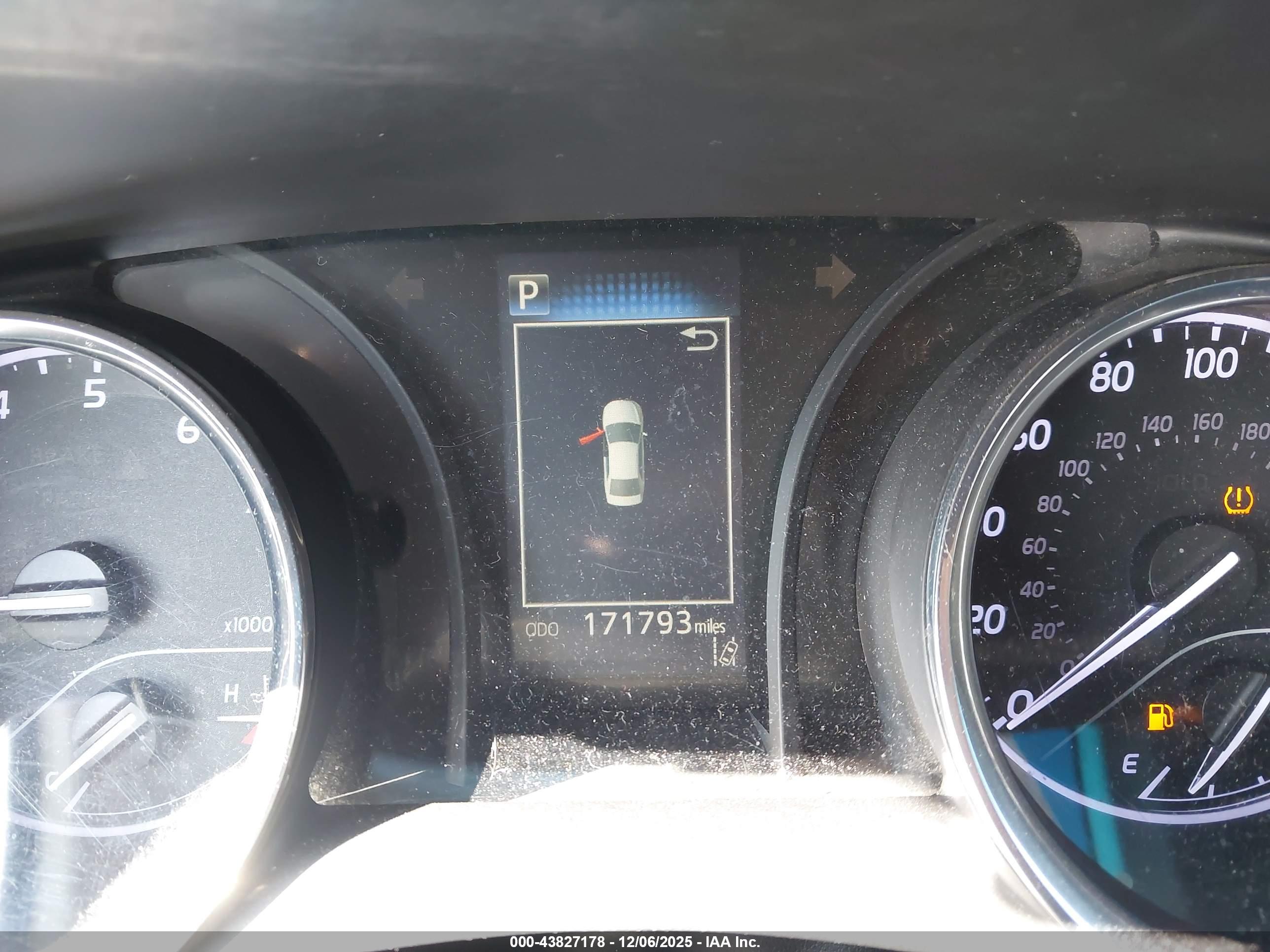 TOYOTA CAMRY image 7