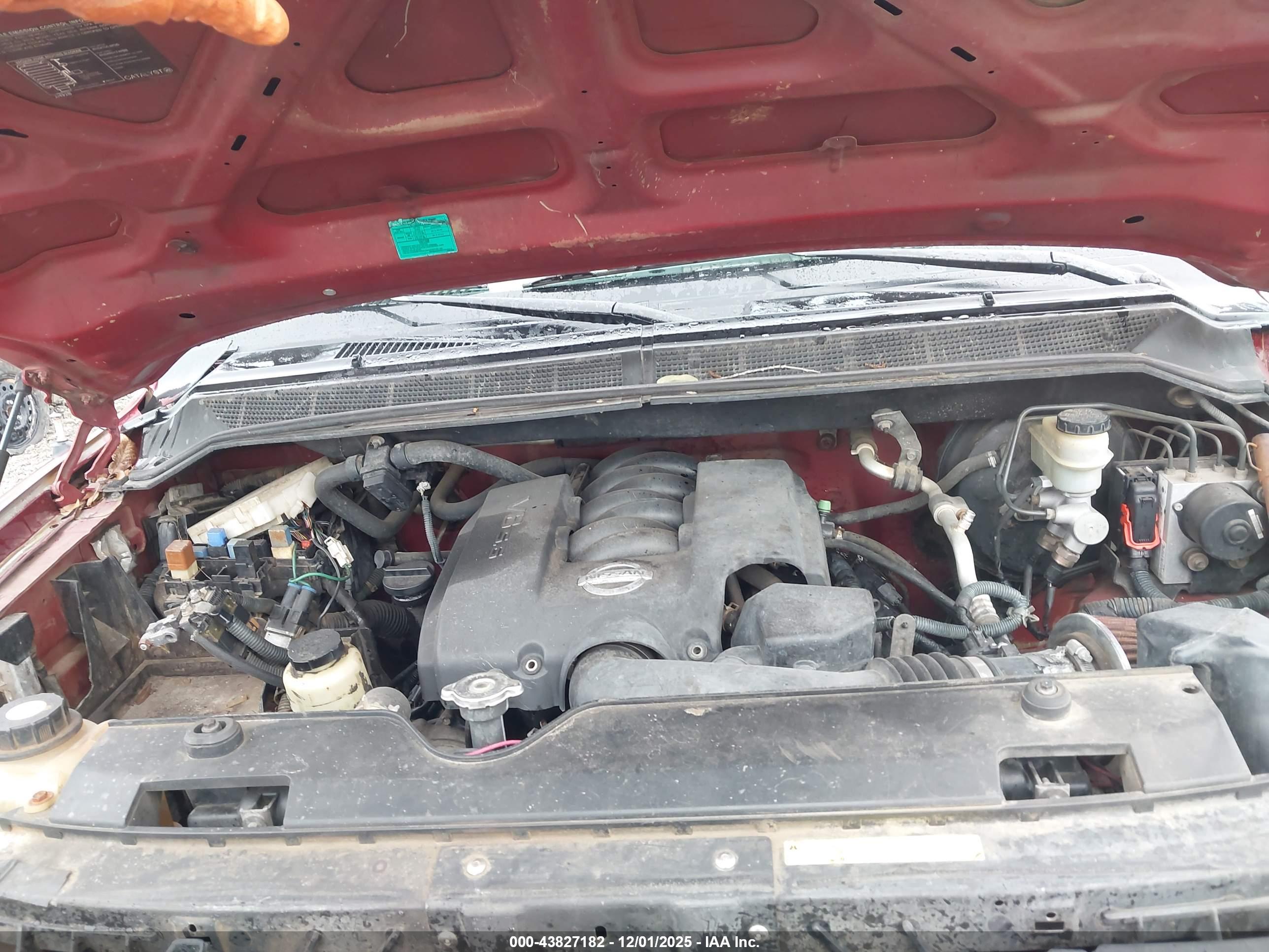 NISSAN TITAN image 10