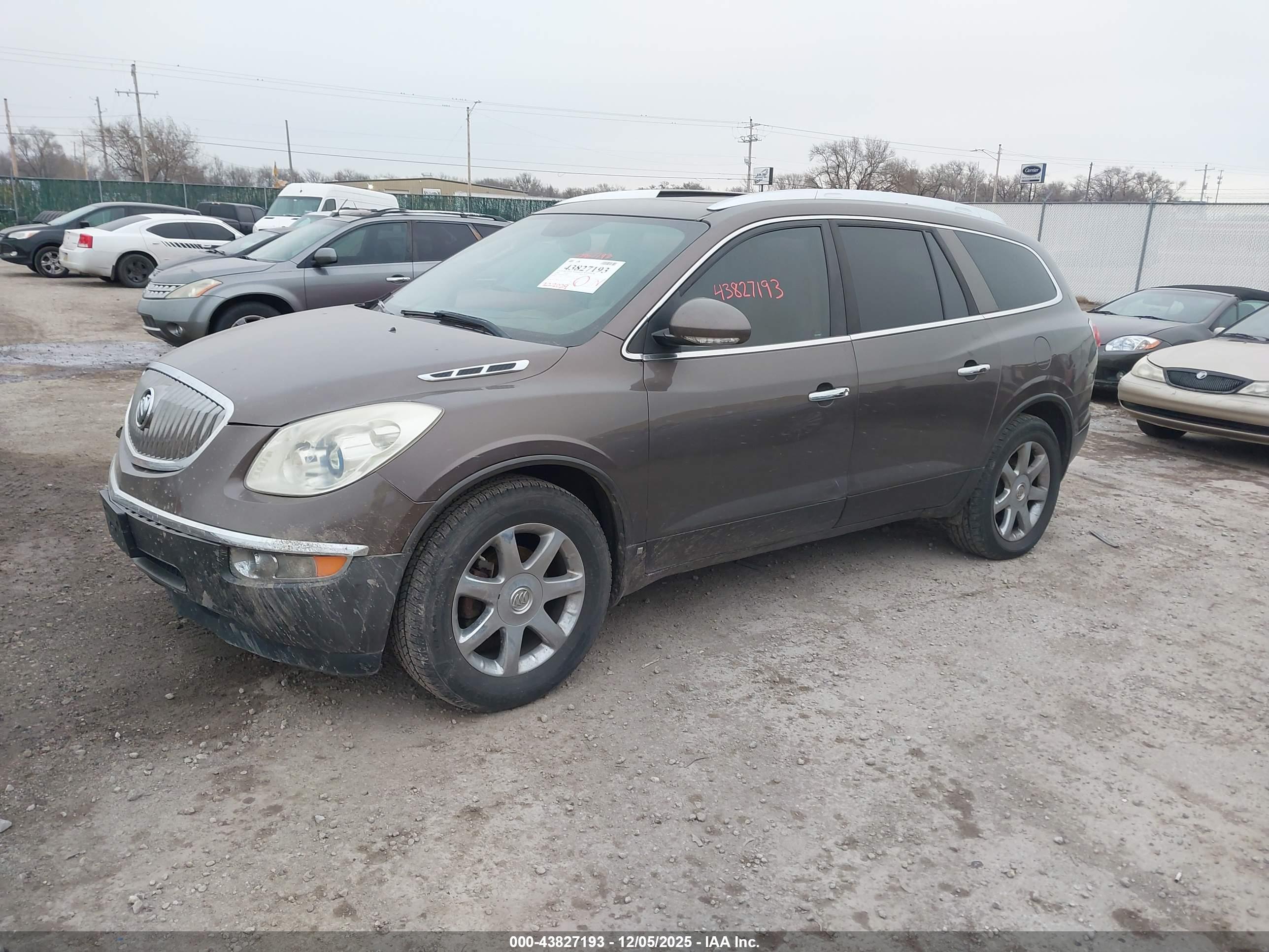 BUICK ENCLAVE image 2