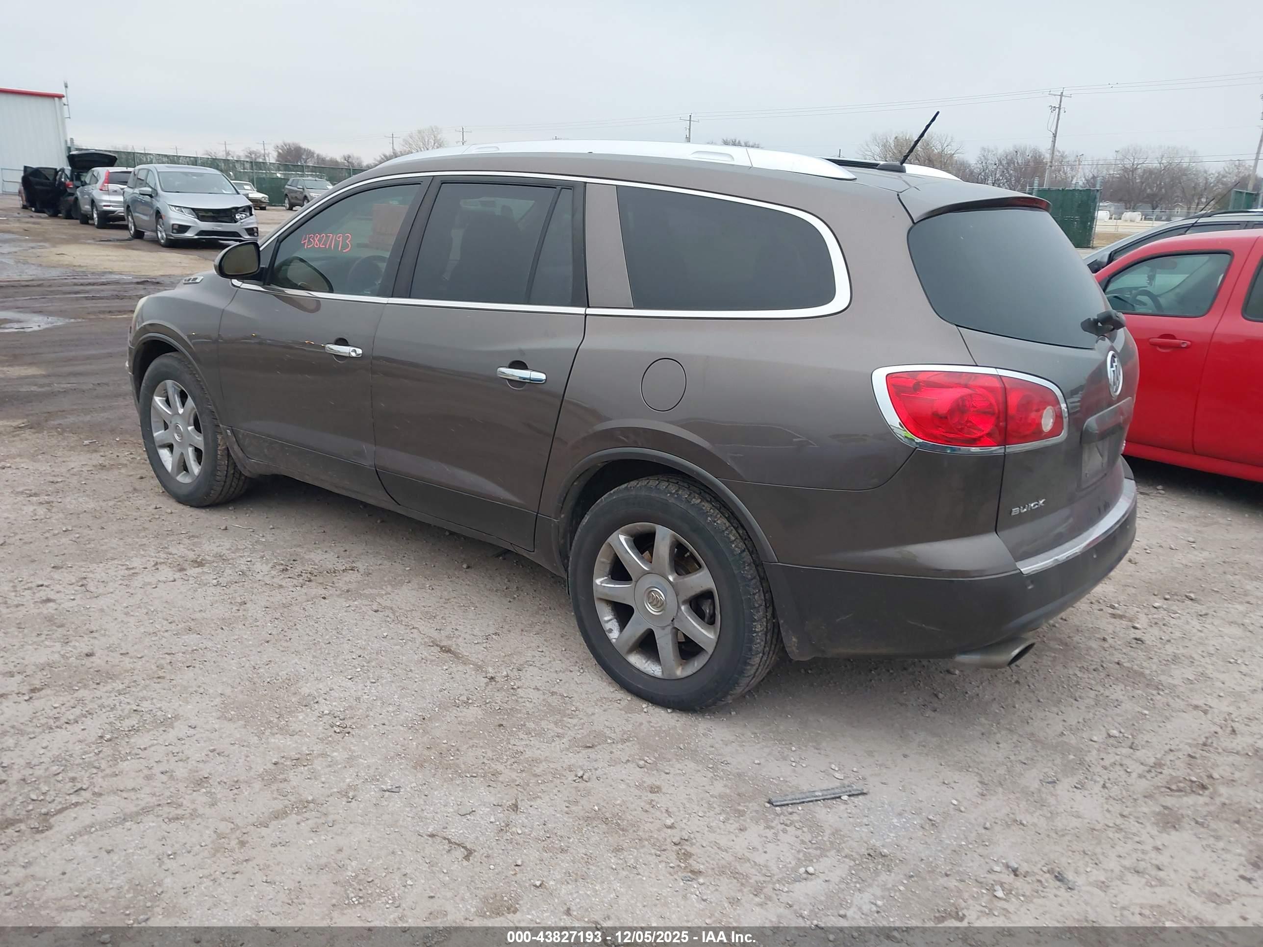 BUICK ENCLAVE image 3