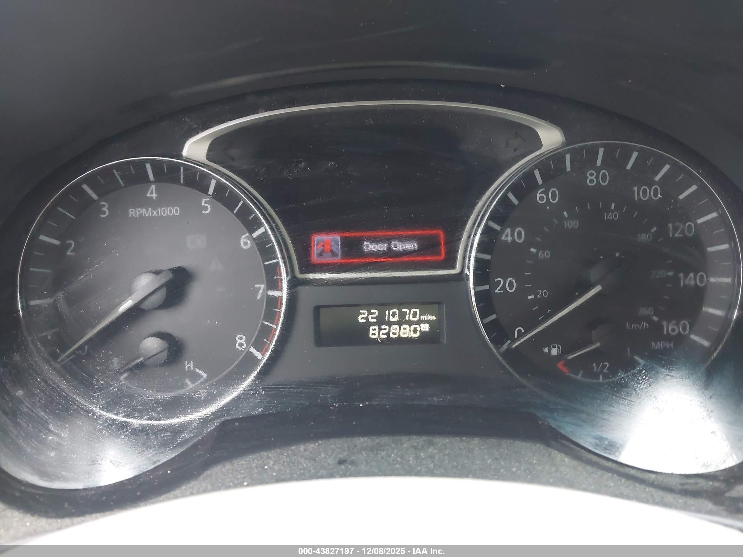 NISSAN ALTIMA image 7