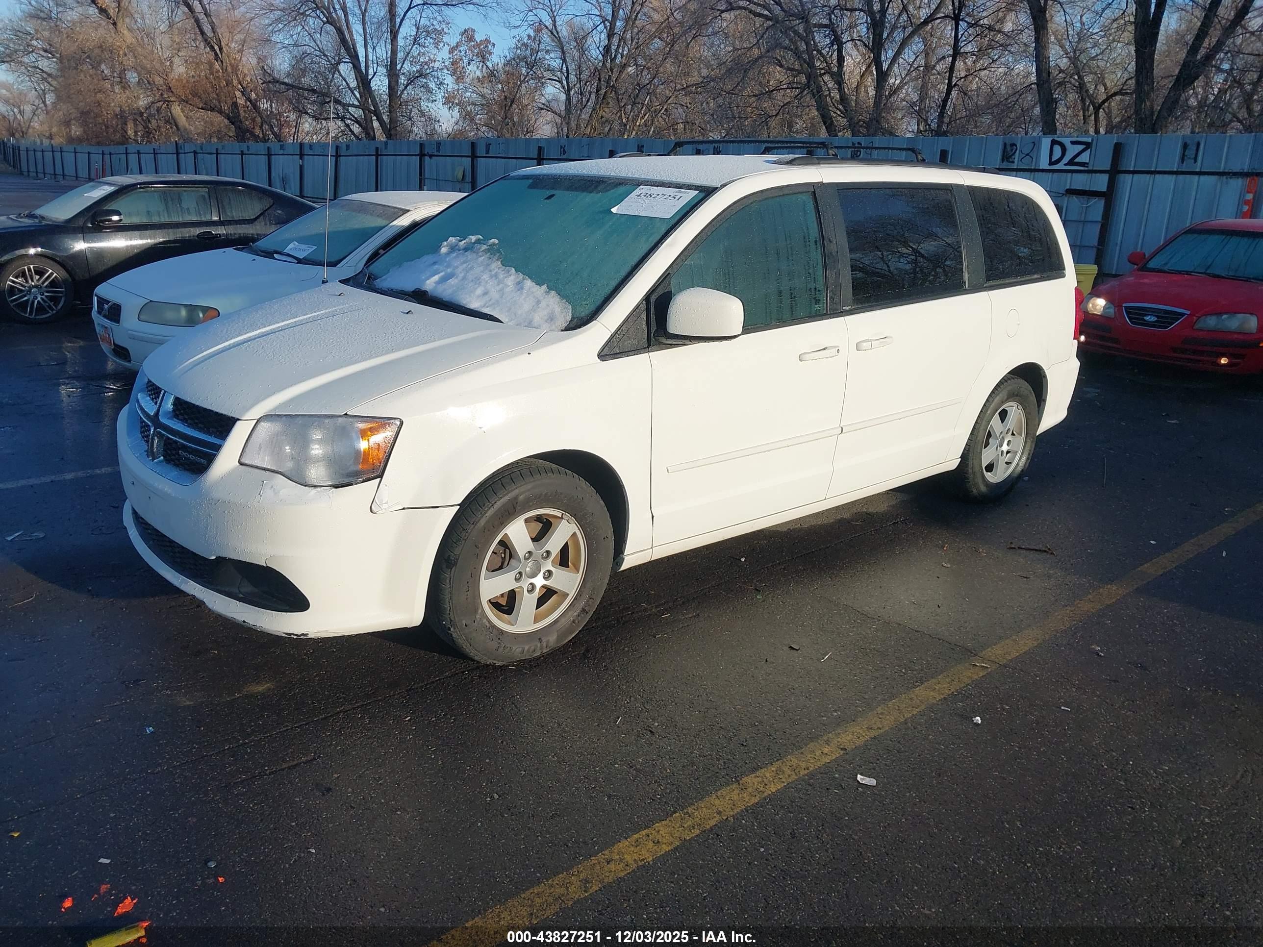 DODGE GRAND image 2