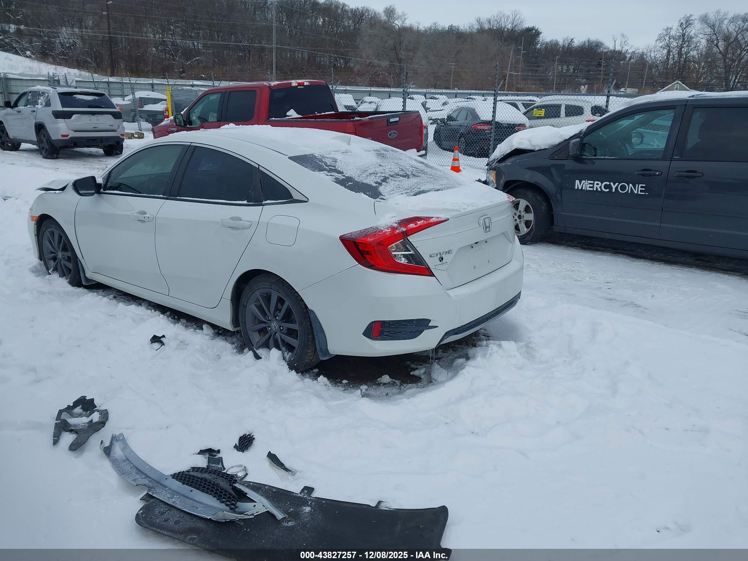 HONDA CIVIC image 3
