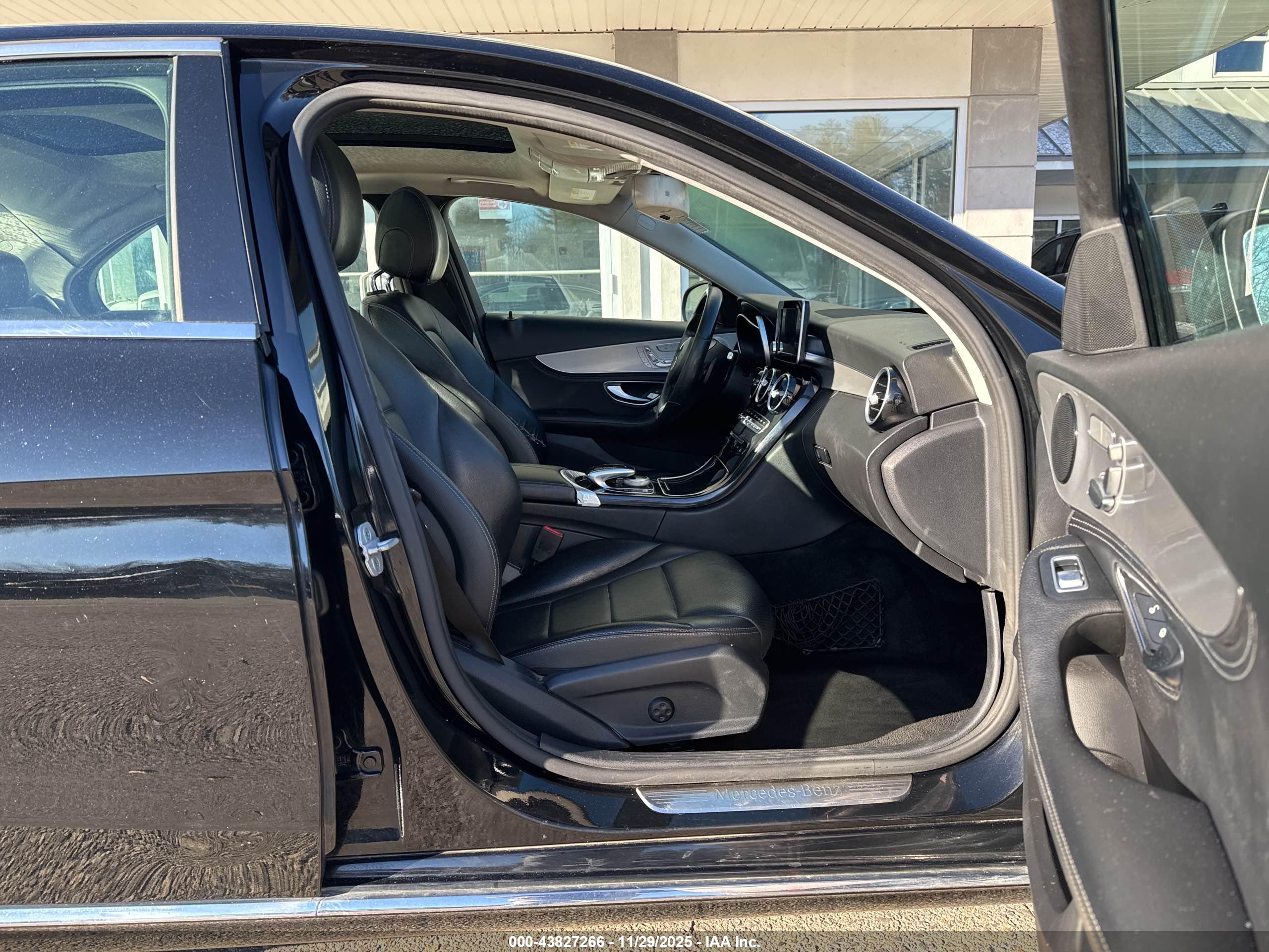 MERCEDES-BENZ C image 5