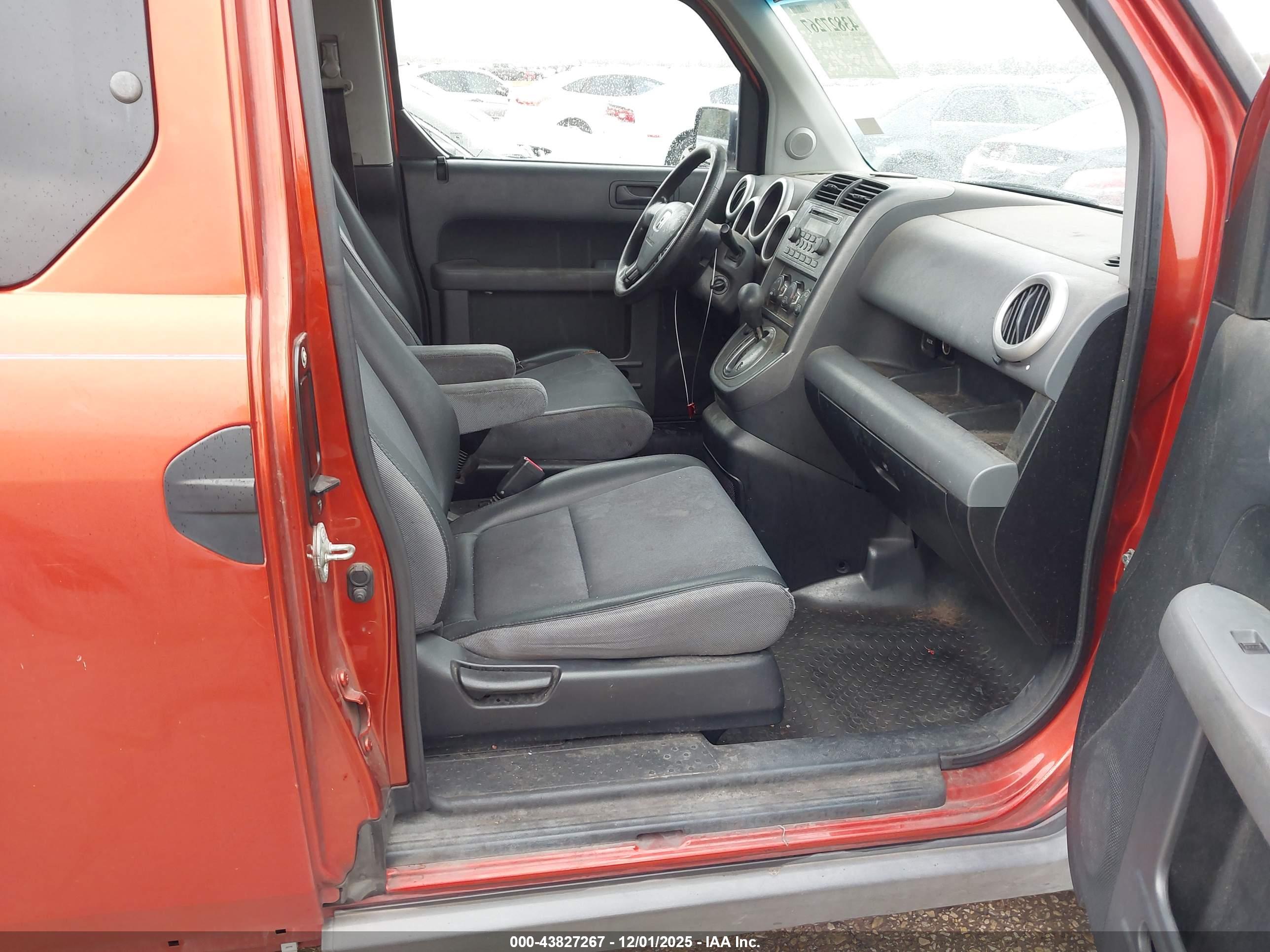 HONDA ELEMENT image 5