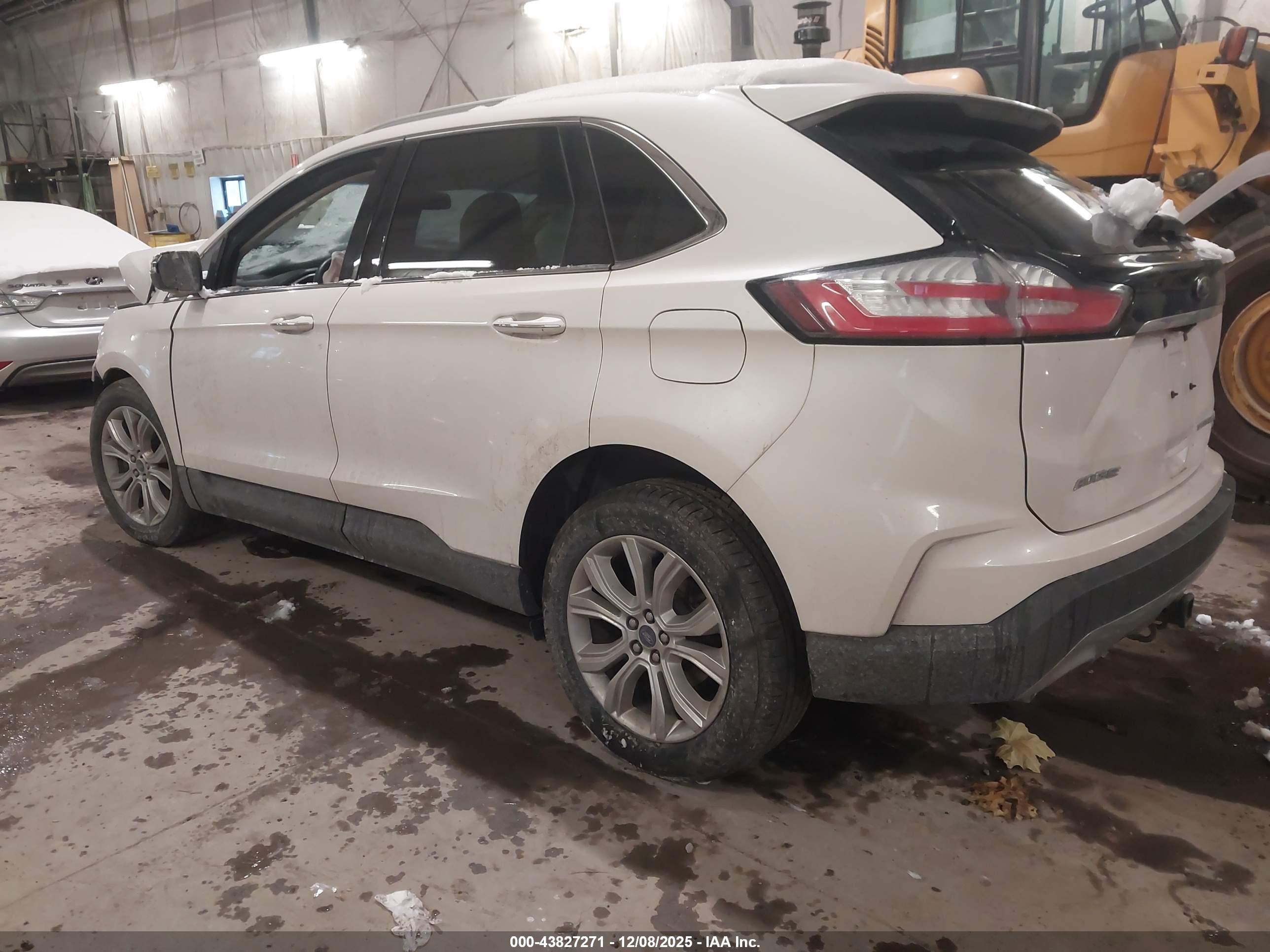 FORD EDGE image 3