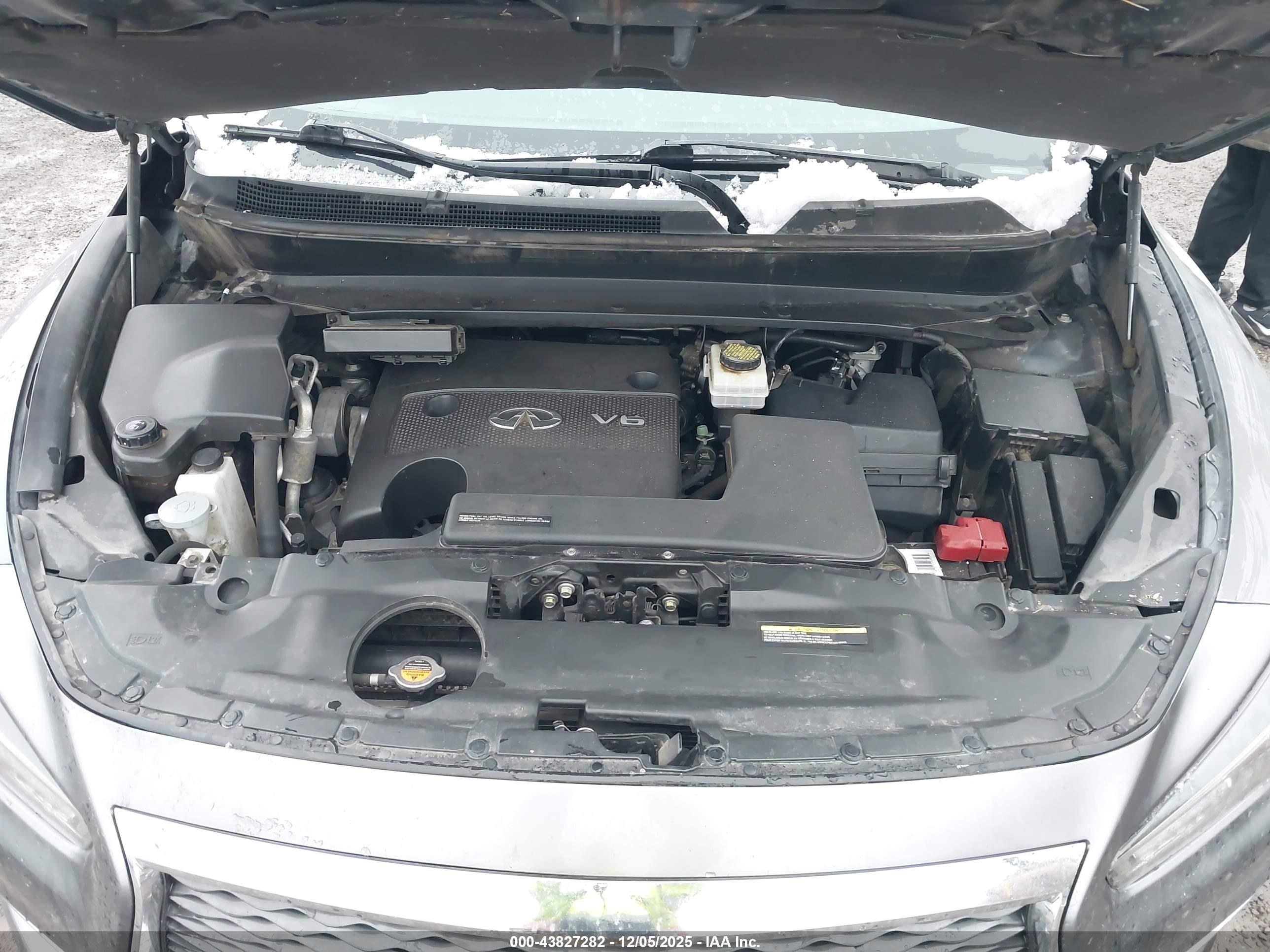 INFINITI QX60 image 10