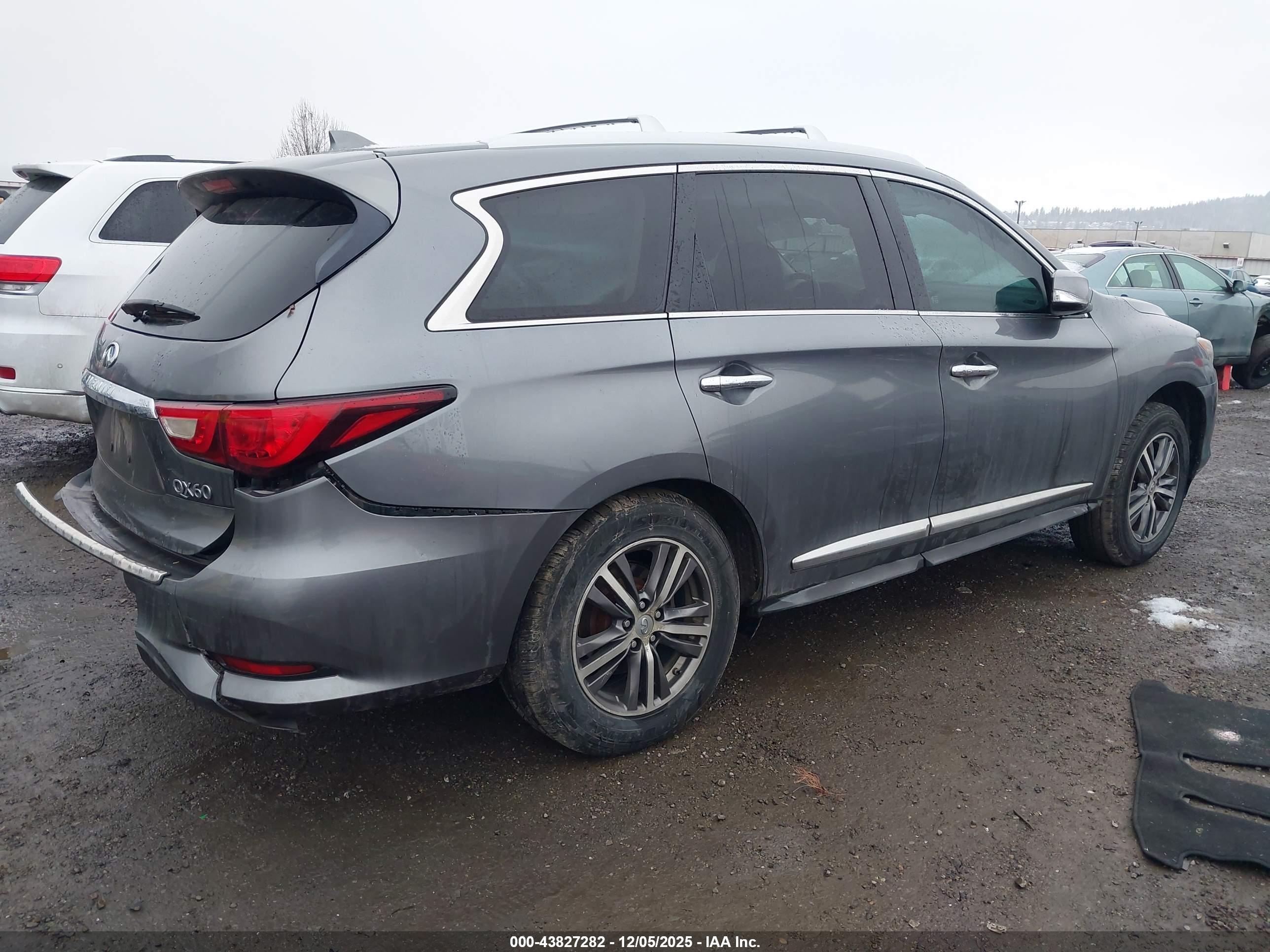 INFINITI QX60 image 4