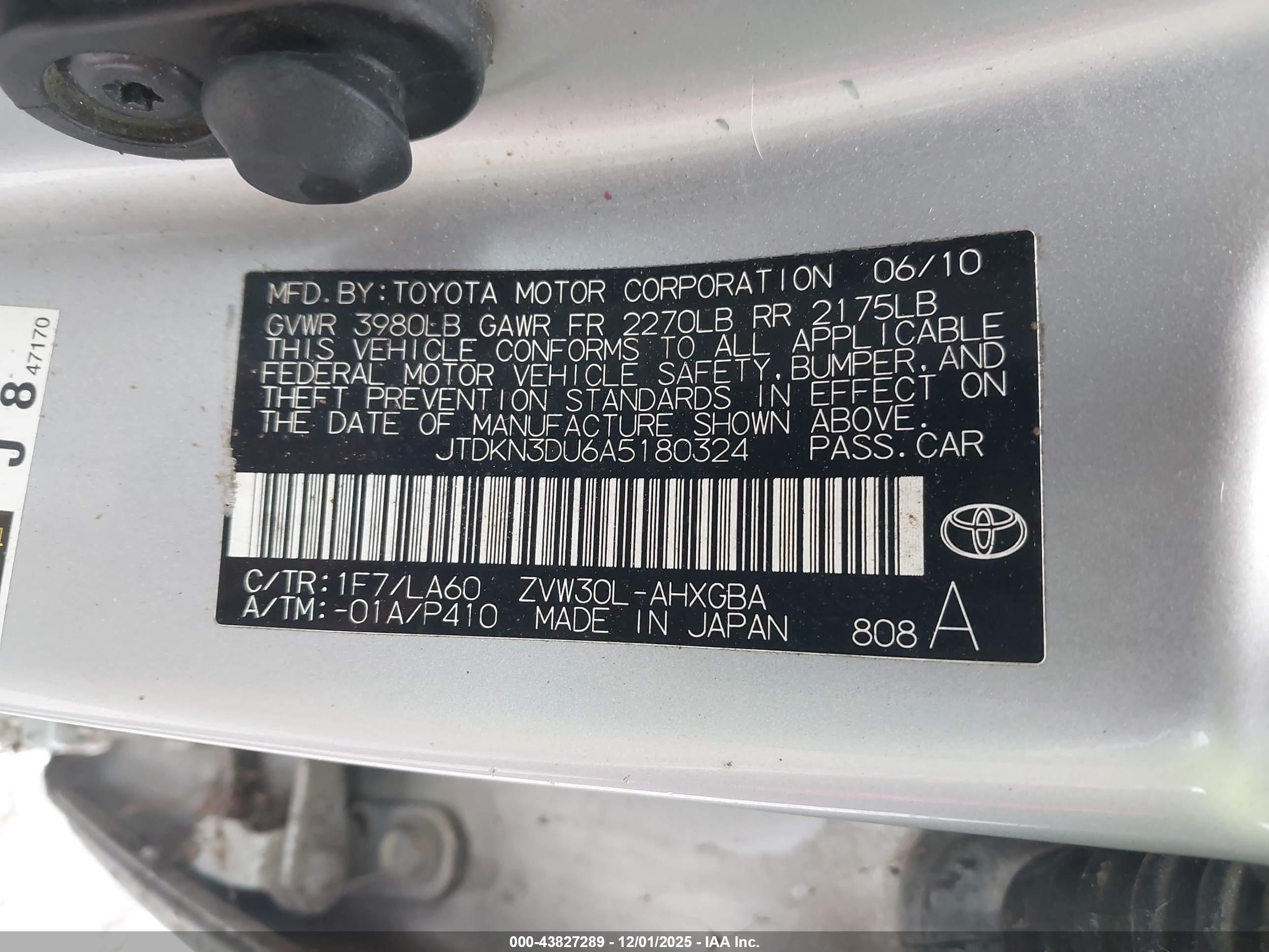 TOYOTA PRIUS image 9