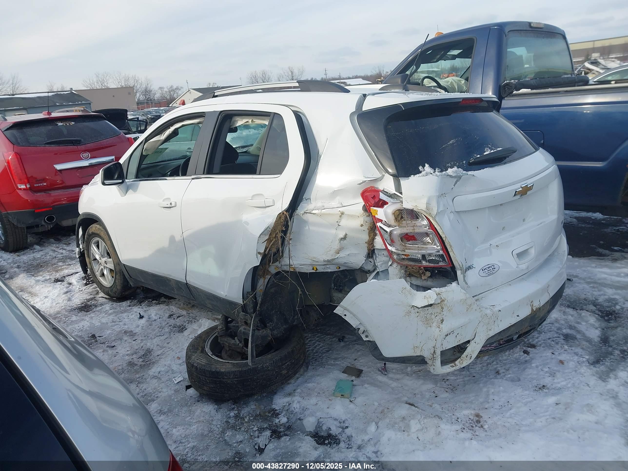 CHEVROLET TRAX image 3