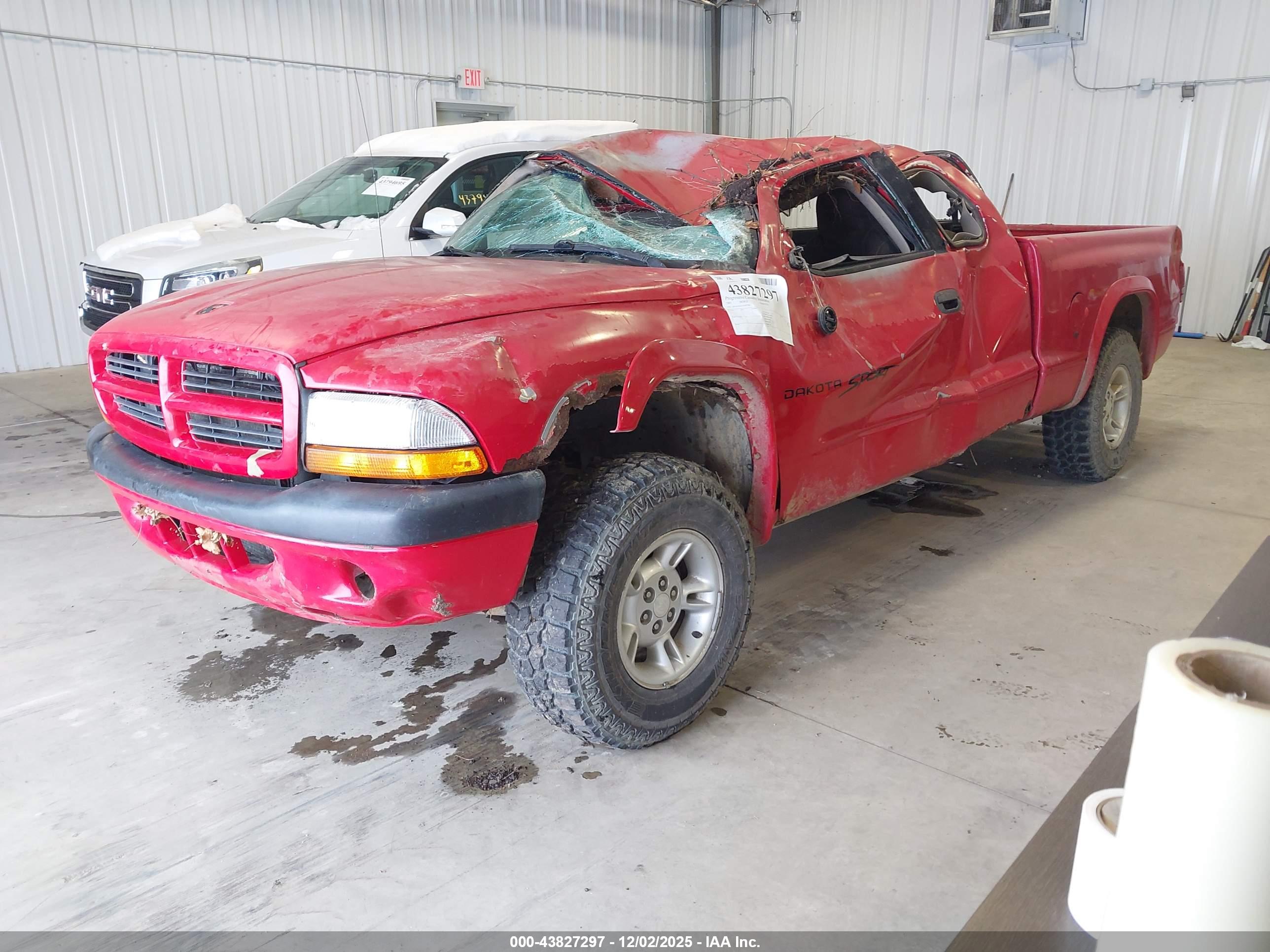 DODGE DAKOTA image 2