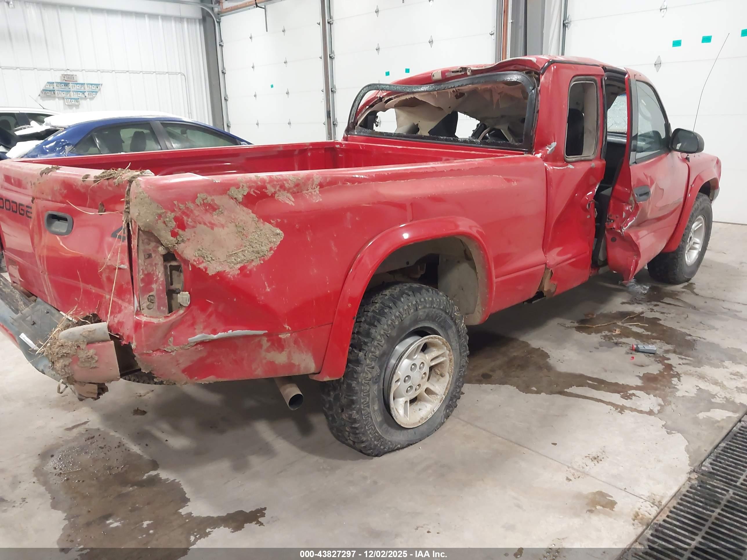 DODGE DAKOTA image 4
