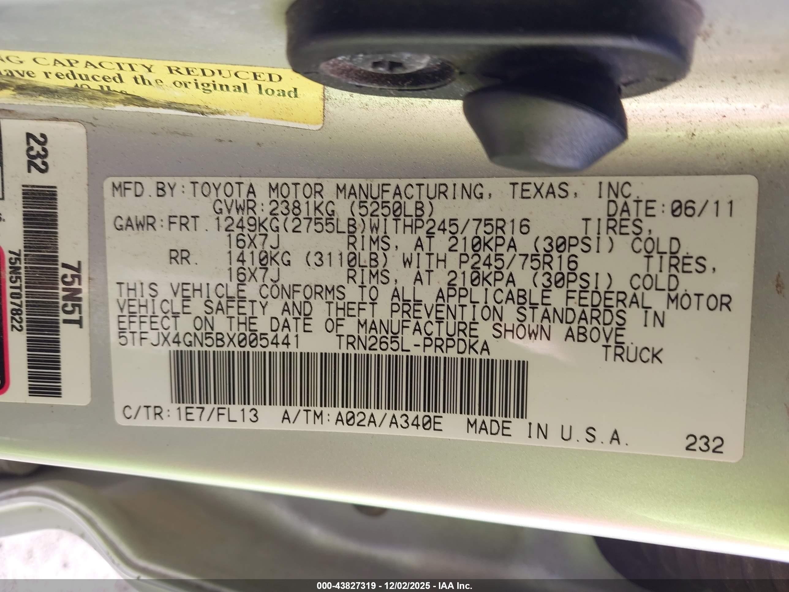 TOYOTA TACOMA image 9