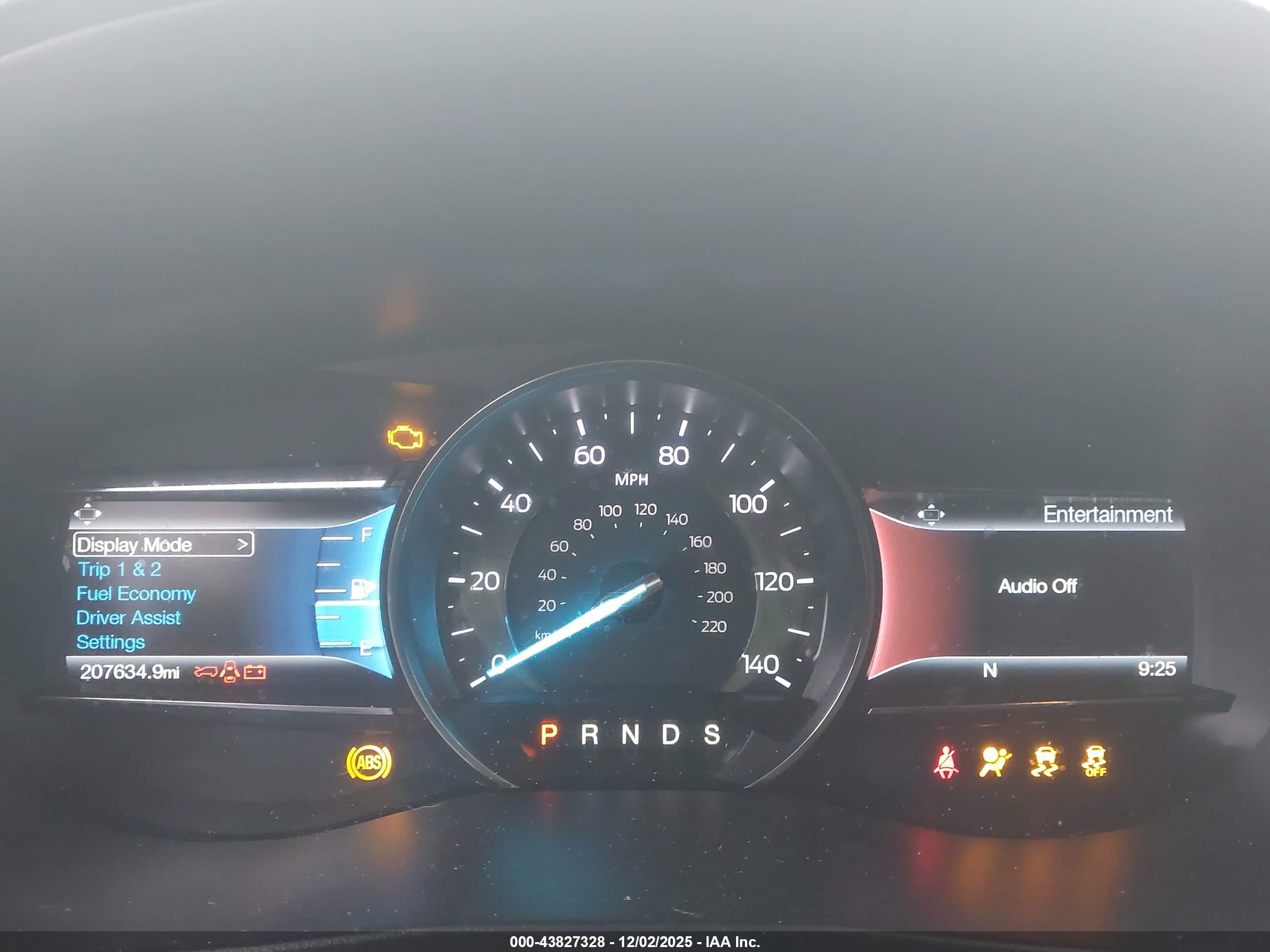 FORD EXPLORER image 7