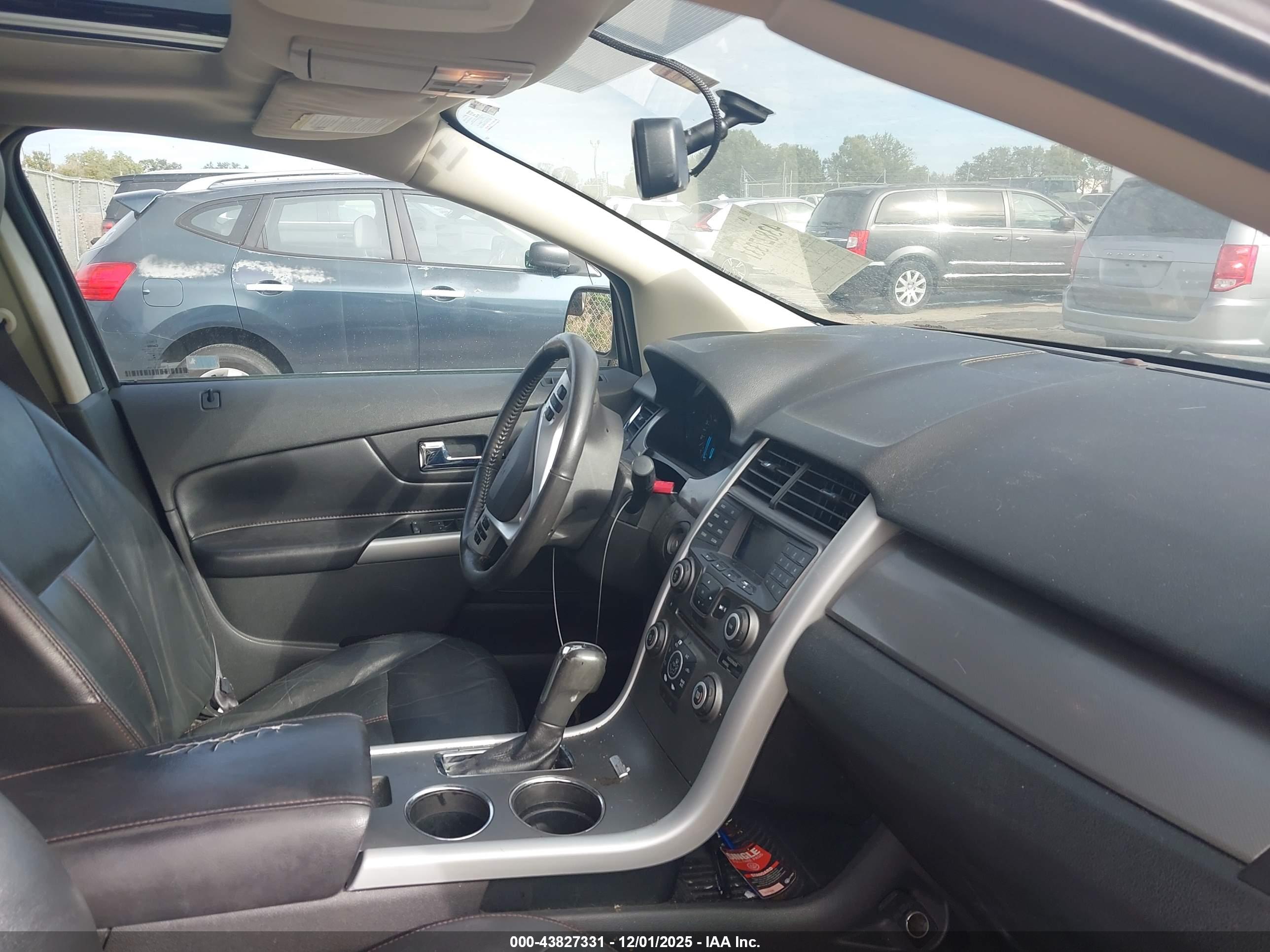 FORD EDGE image 5
