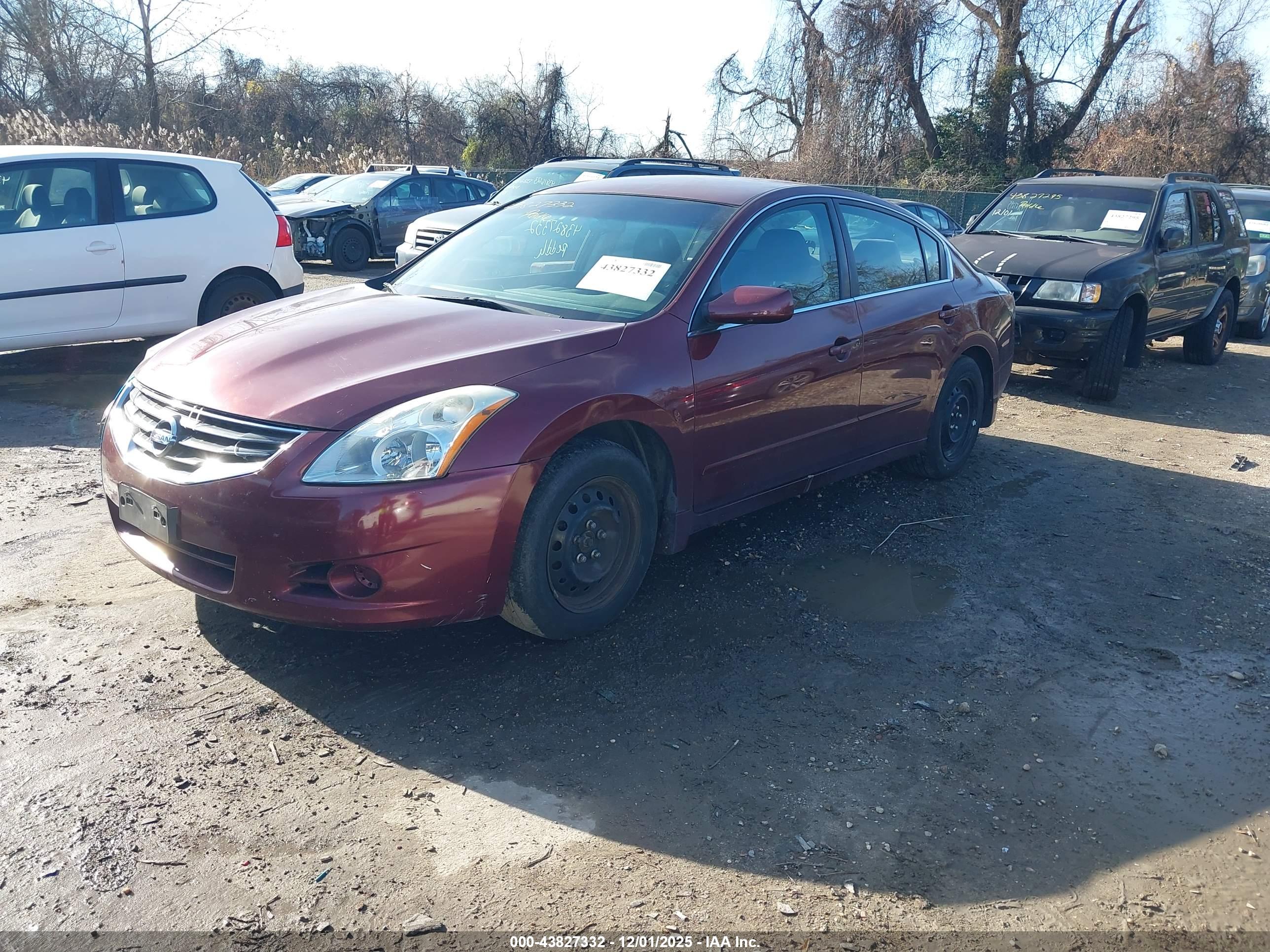 NISSAN ALTIMA image 2
