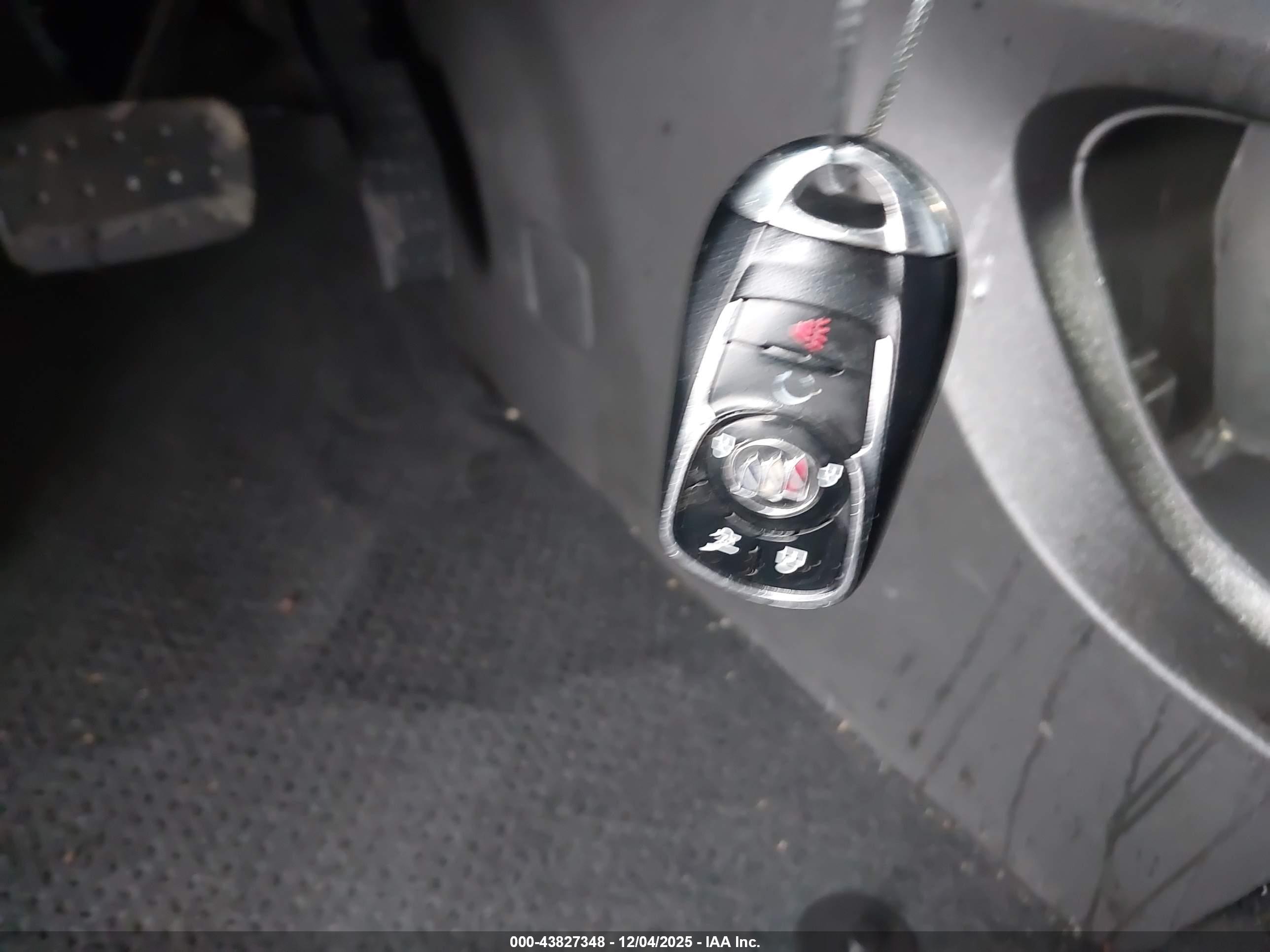 BUICK ENCLAVE image 11
