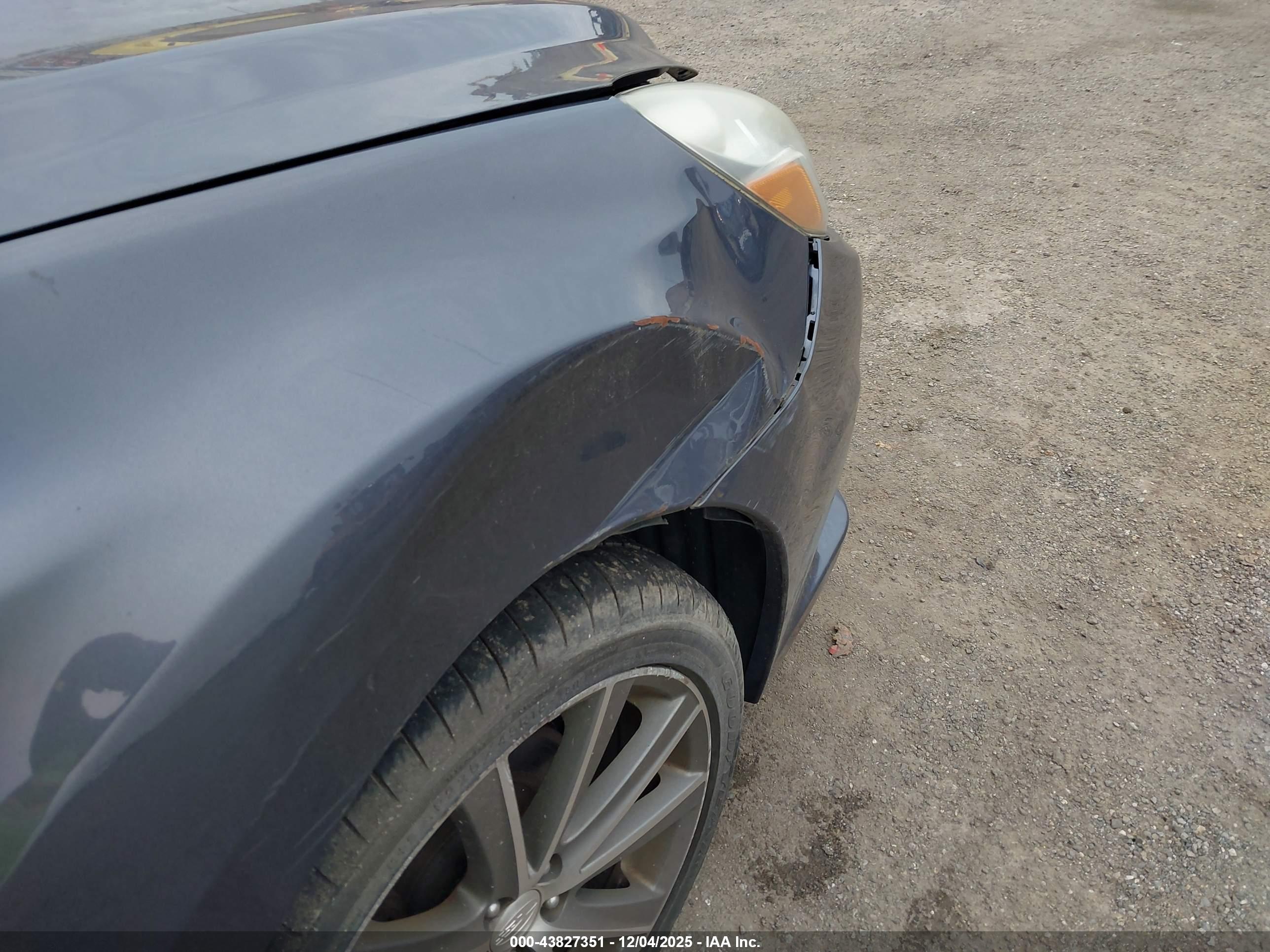 SUBARU LEGACY image 6