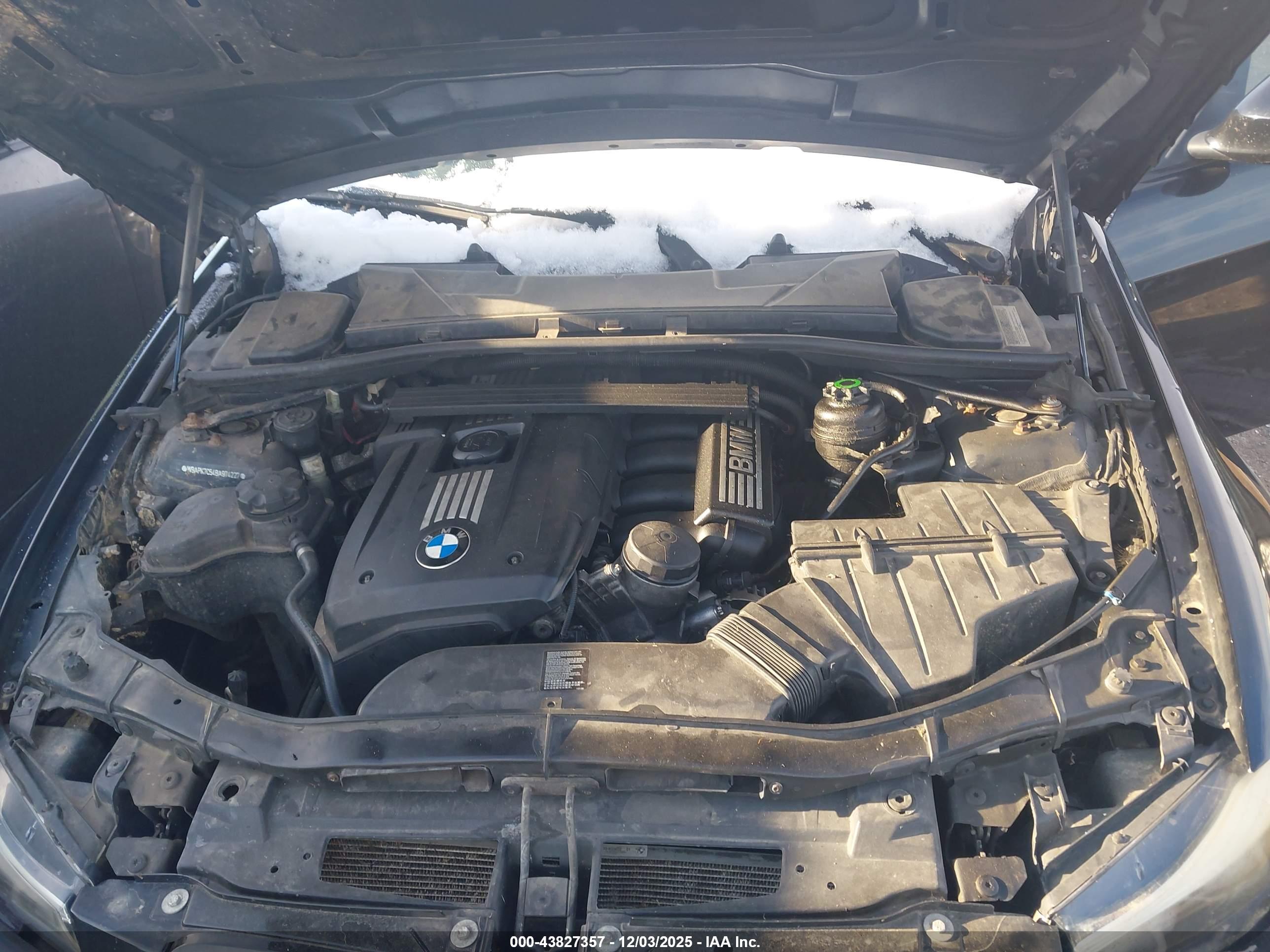 BMW 328I image 10