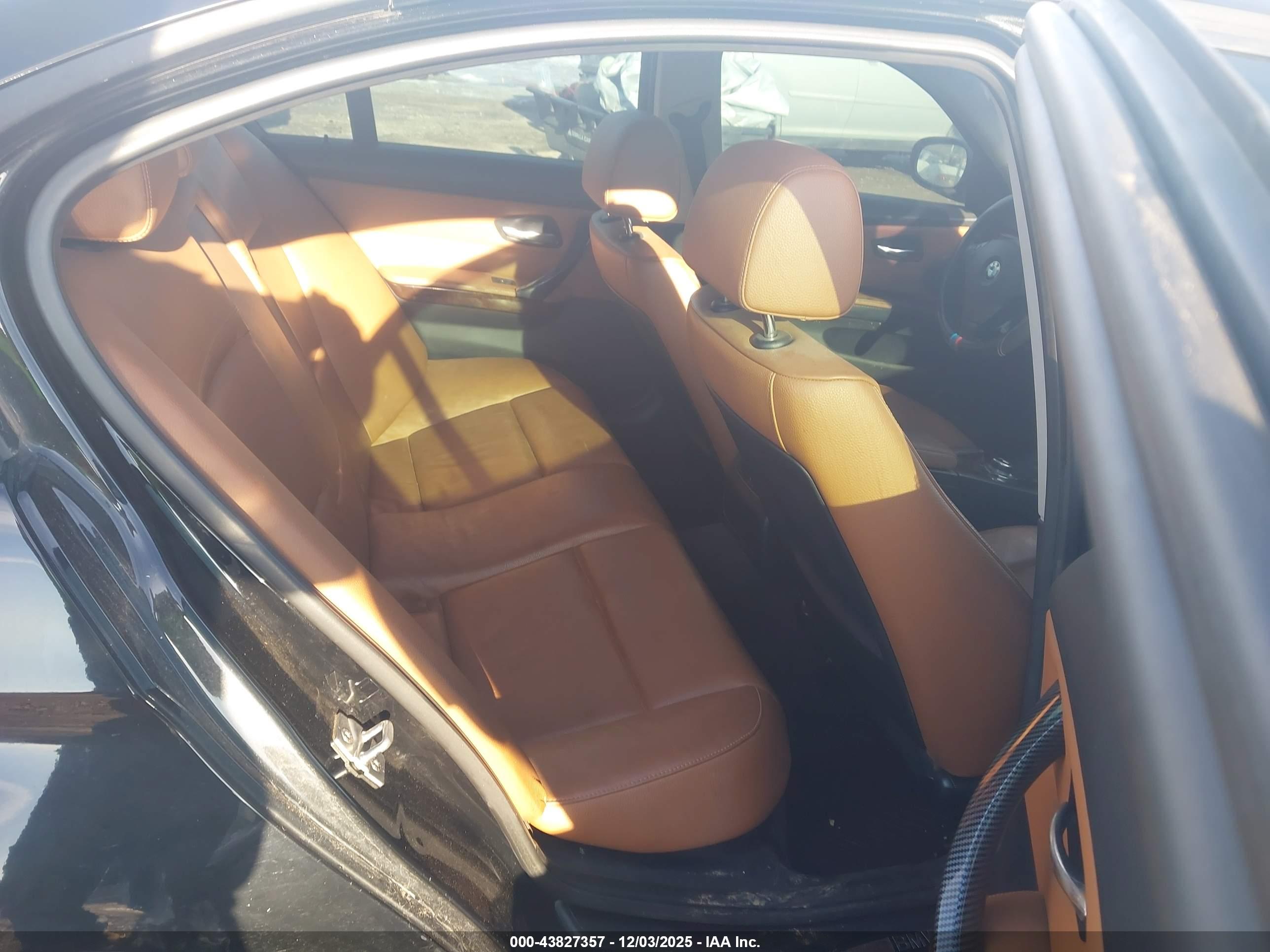 BMW 328I image 8